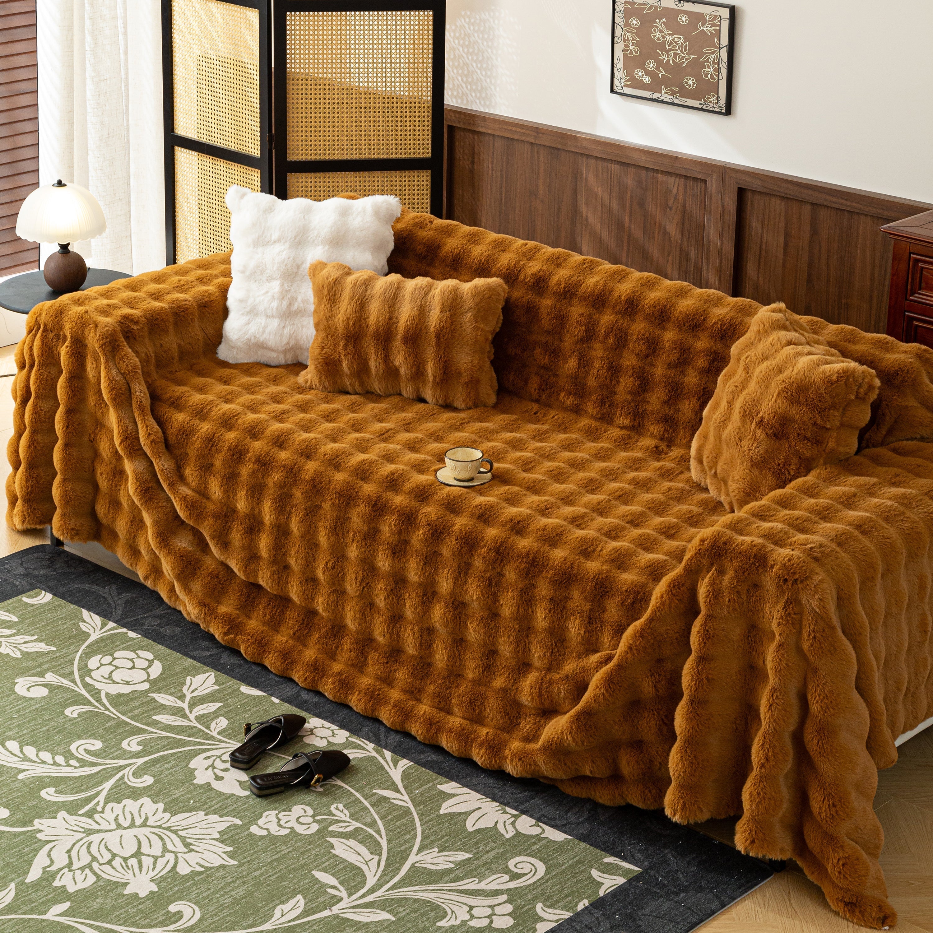 The Ultimate Guide to Living Room Textiles: Sofa Covers, Throws & More