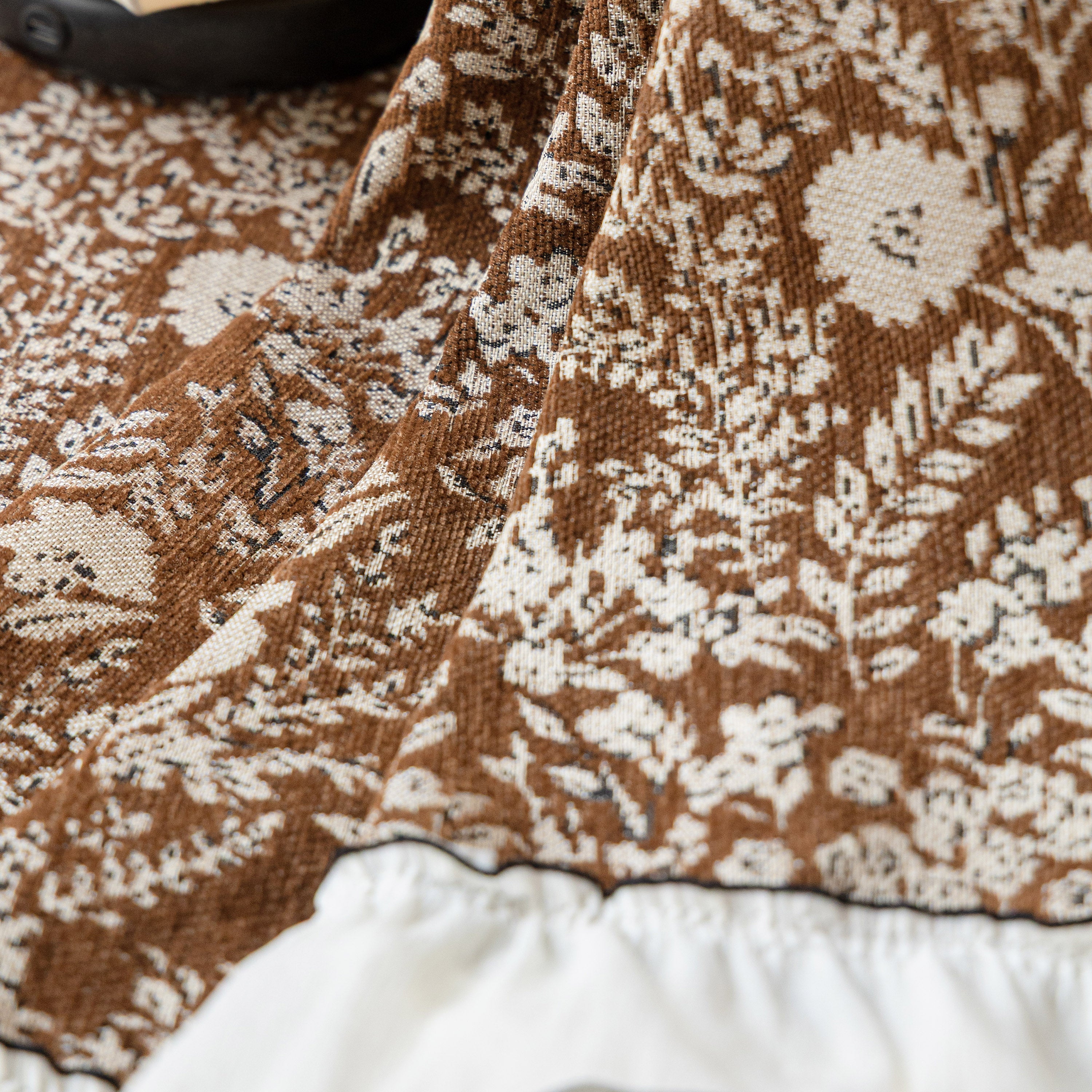 French Country Floral Sofa Cover with Chiffon Ruffle Skirt, Vintage Sofa Throw Cover