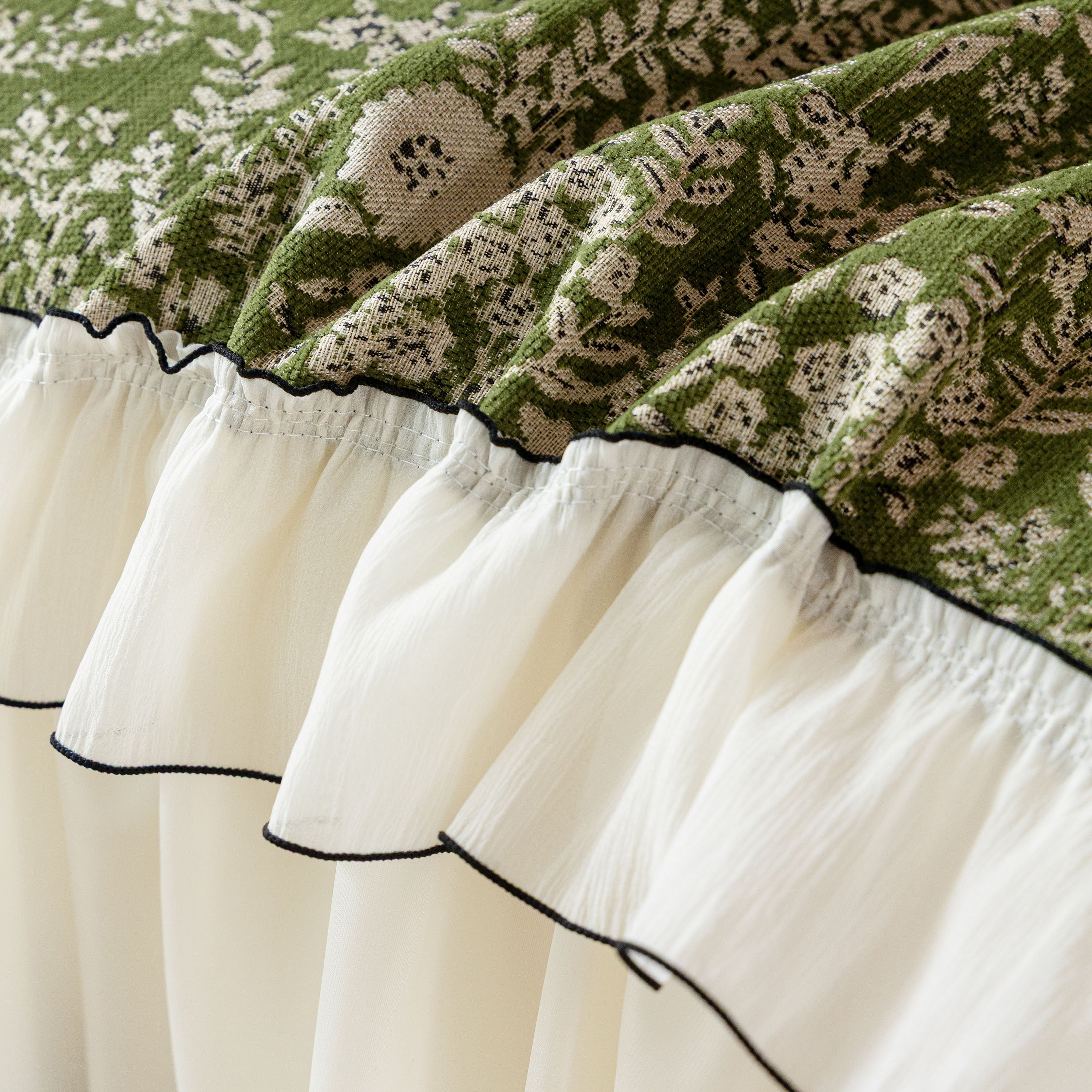 French Country Floral Sofa Cover with Chiffon Ruffle Skirt, Vintage Sofa Throw Cover