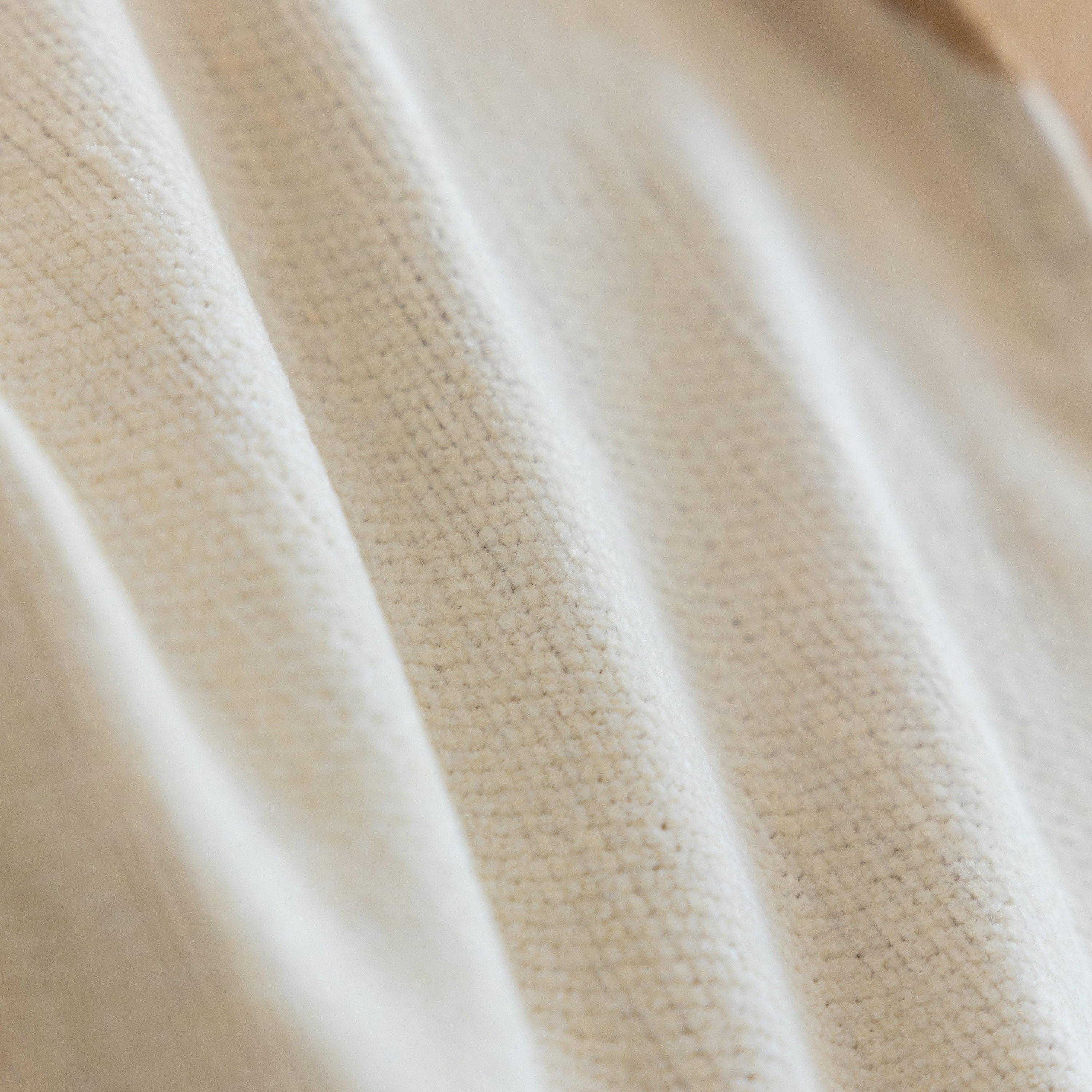 Cozy Couch Throw Blanket with Tassels, Jacquard Leaf Pattern Furniture Protector