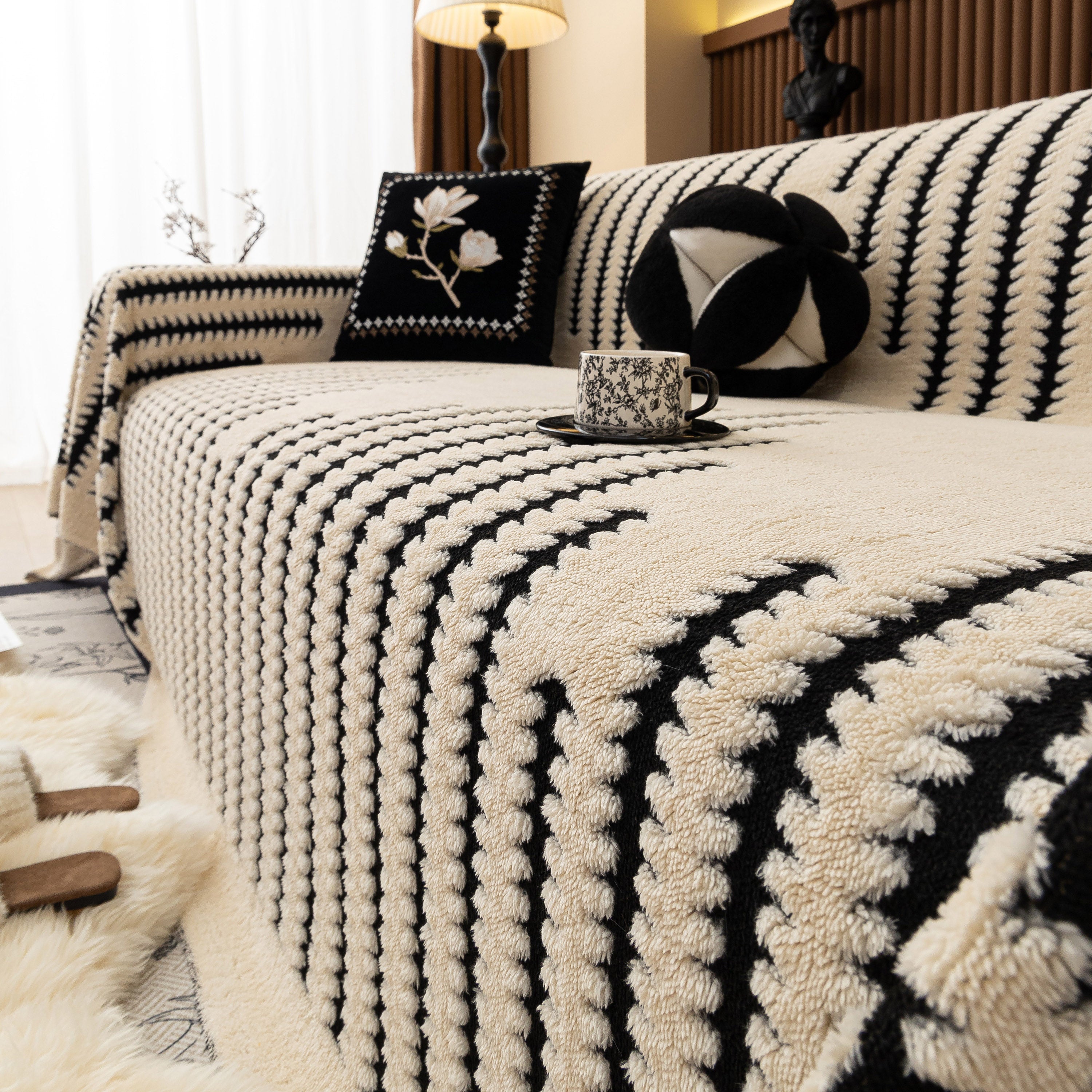 Jacquard Fleece Throw Blanket for Couch Plush Fuzzy Cozy Soft Blankets and Throws for Sofa