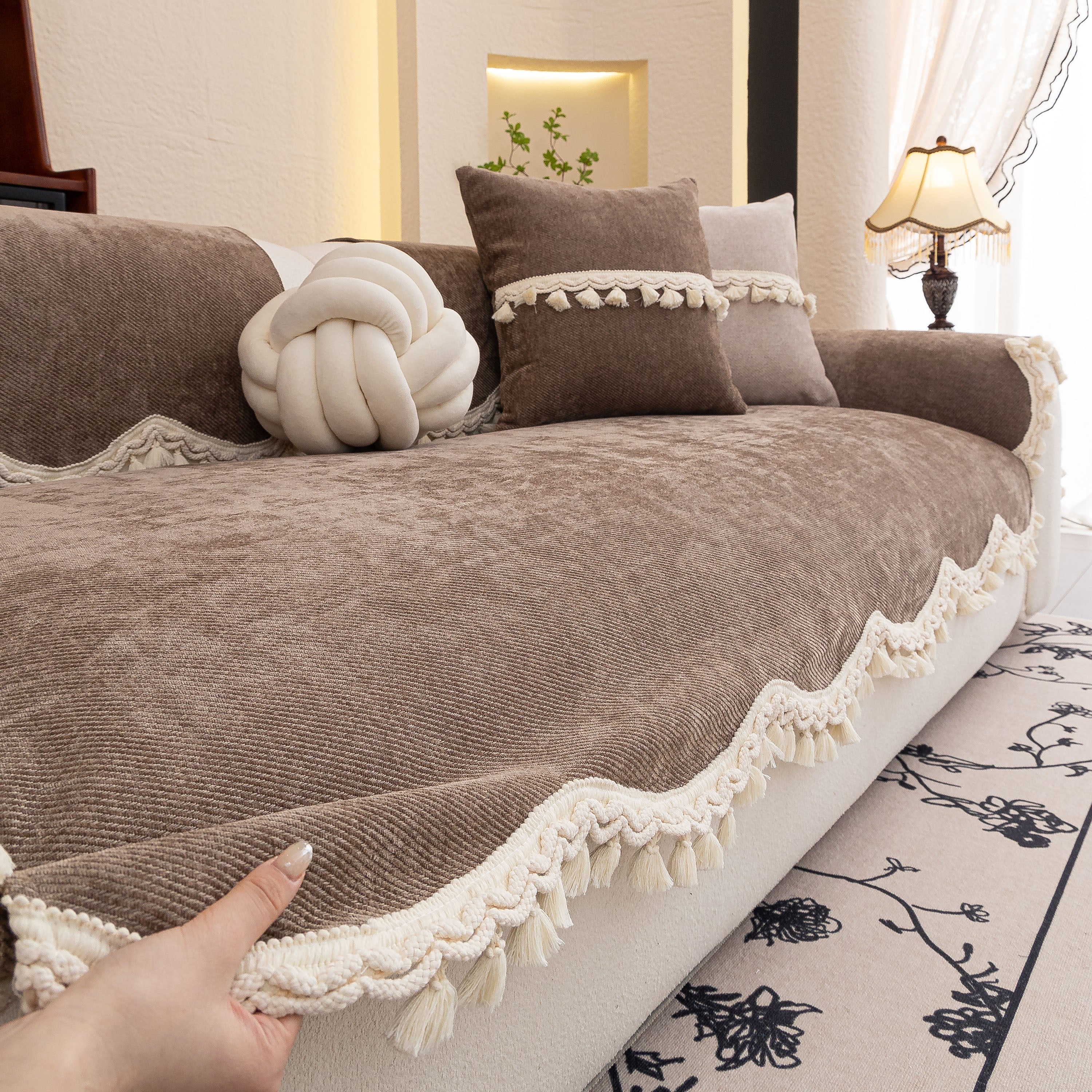 Chenille Sofa Cover Towel – Non-Slip, Washable Pets Couch Protector with Tassels