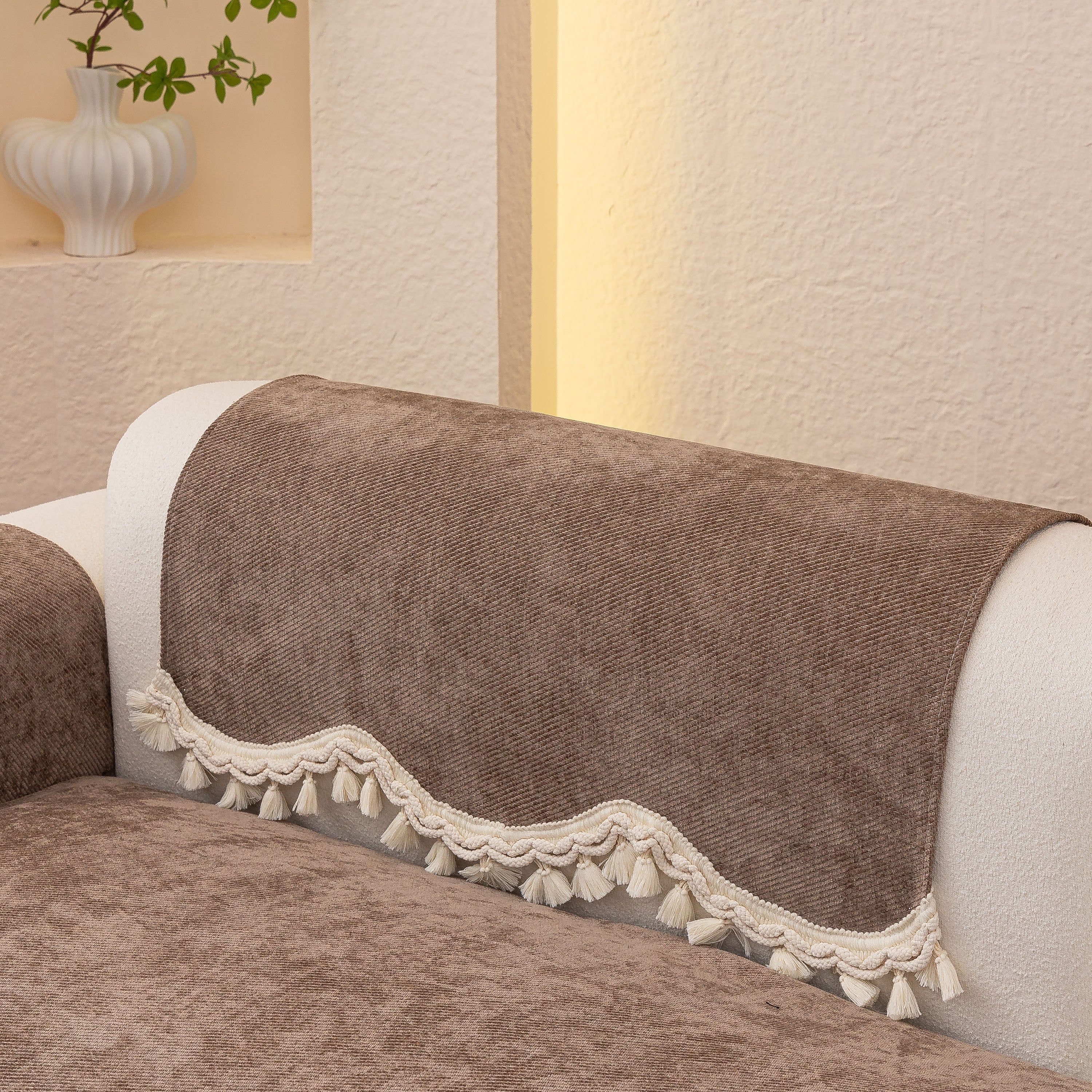 Chenille Sofa Cover Towel – Non-Slip, Washable Pets Couch Protector with Tassels
