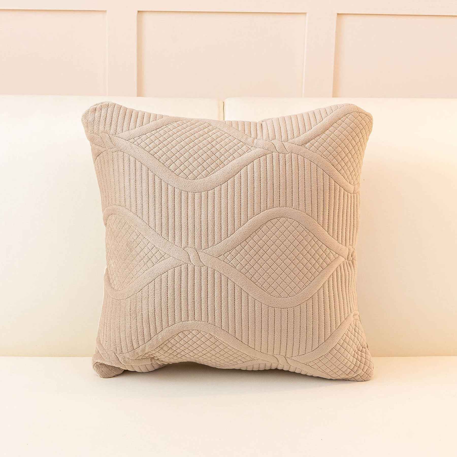 Thickened Crystal Velvet Sofa Cover, Non-Slip Quilted Couch Protector for Pets & Kids