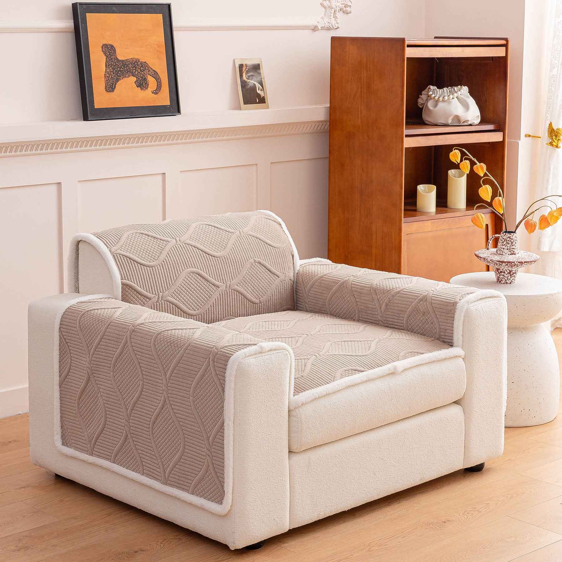 Thickened Crystal Velvet Sofa Cover, Non-Slip Quilted Couch Protector for Pets & Kids