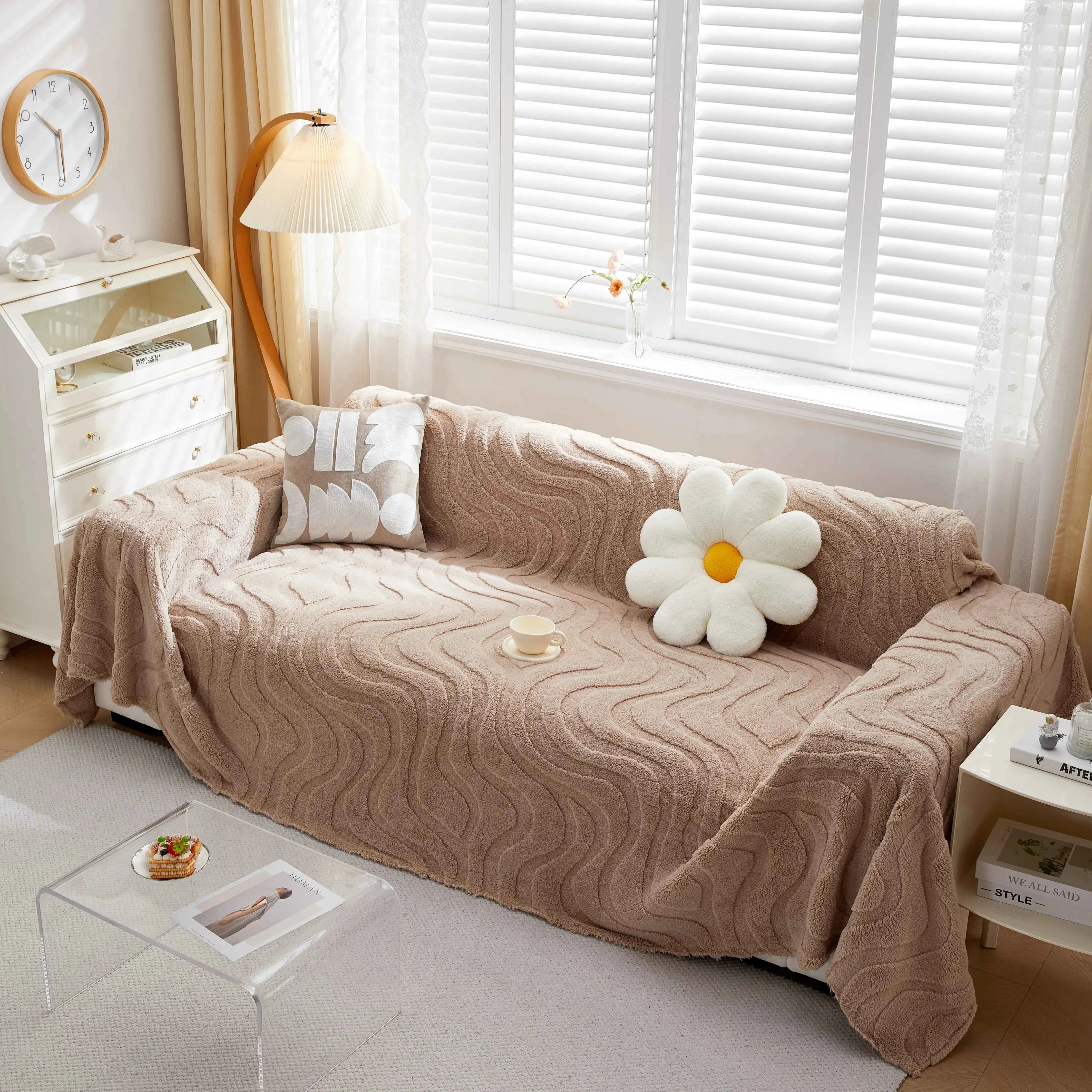 Thick Plush Jacquard Velvet Throw Blanket on Sofa, Sofa Slipcovers and Sectional Sofa Covers