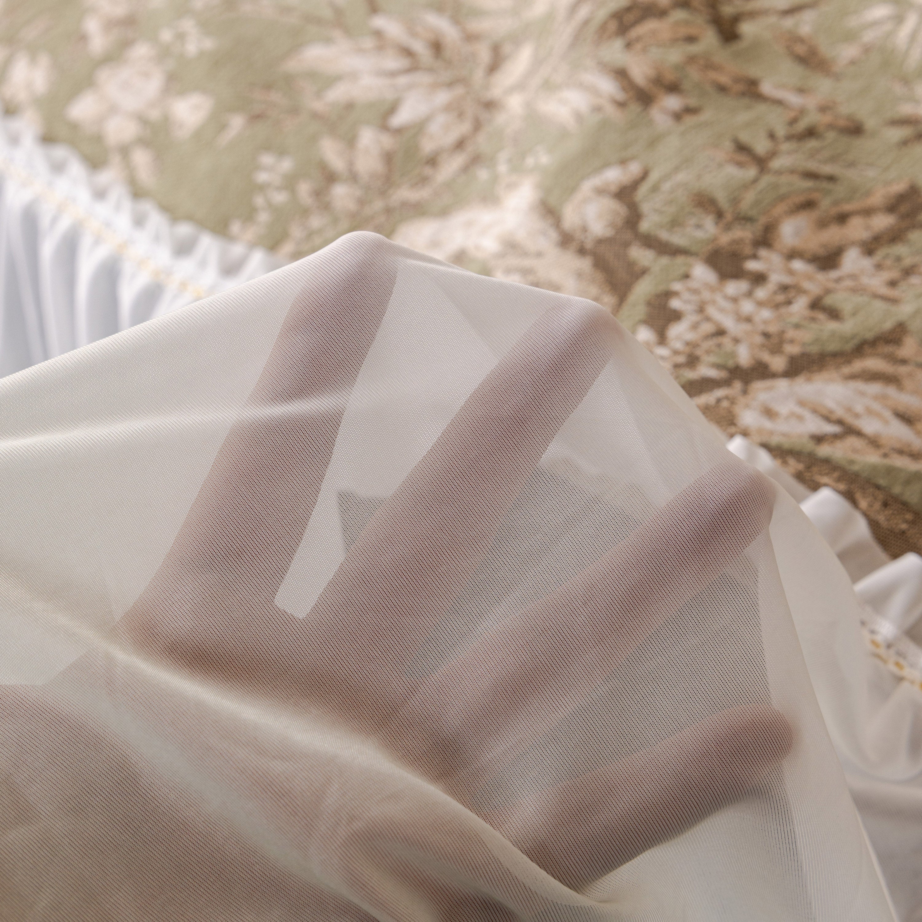Elegant Botanical Sofa Cover with Pleated Tulle Skirt, Vintage Floral Couch Protector