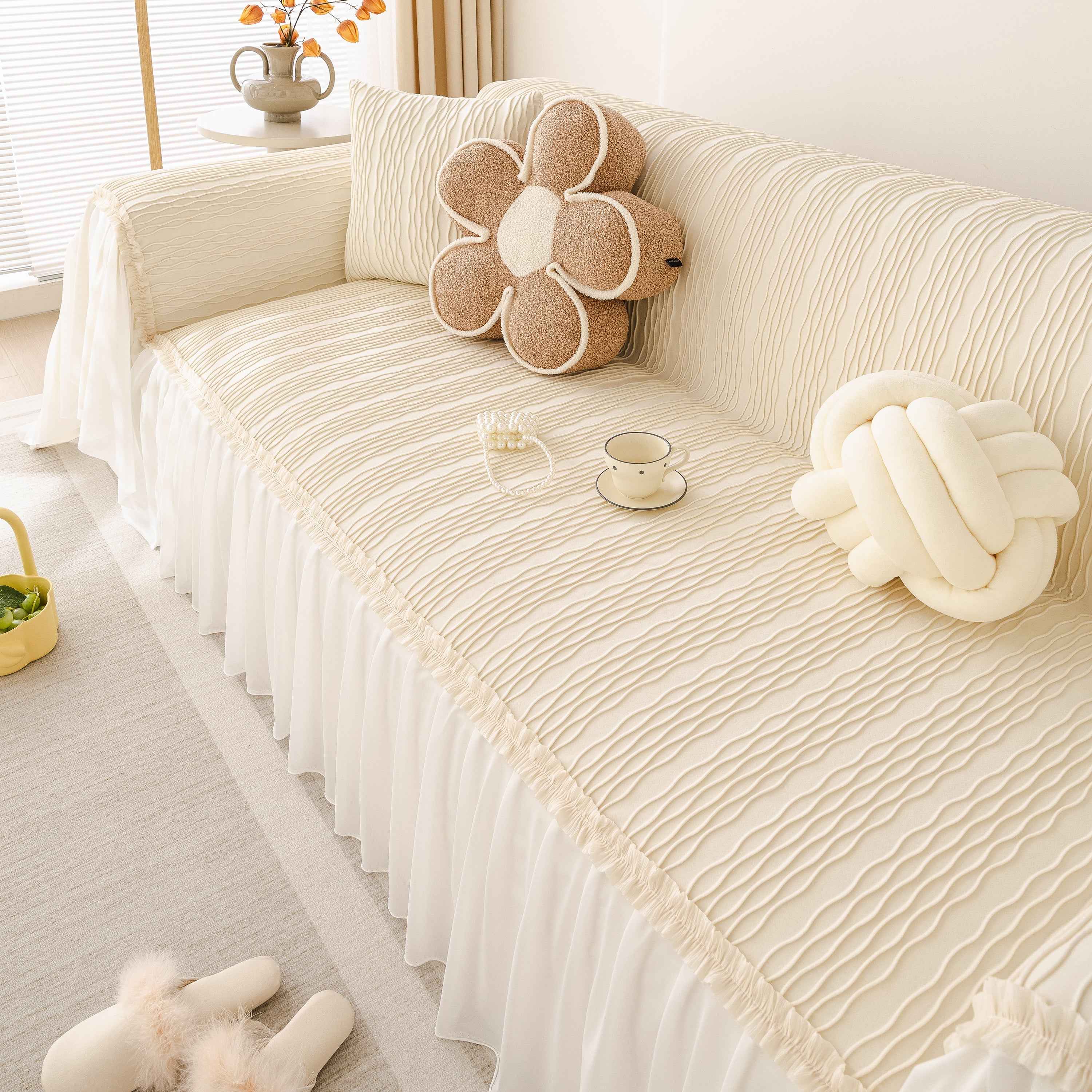Soft Warm Flannel Couch Cover Throw Blanket with French Flounce, Beautiful Furniture Throws for Sofas