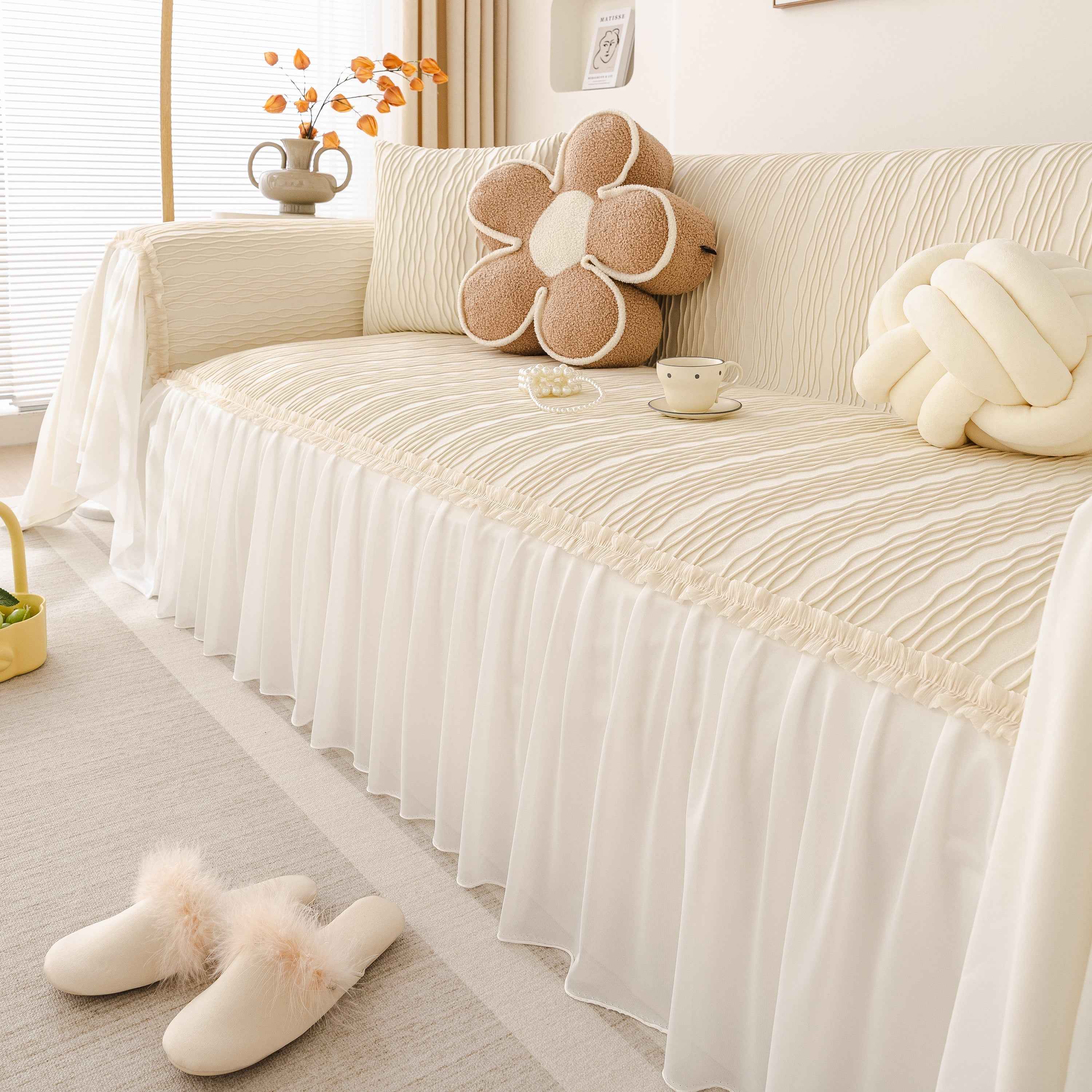 Soft Warm Flannel Couch Cover Throw Blanket with French Flounce, Beautiful Furniture Throws for Sofas