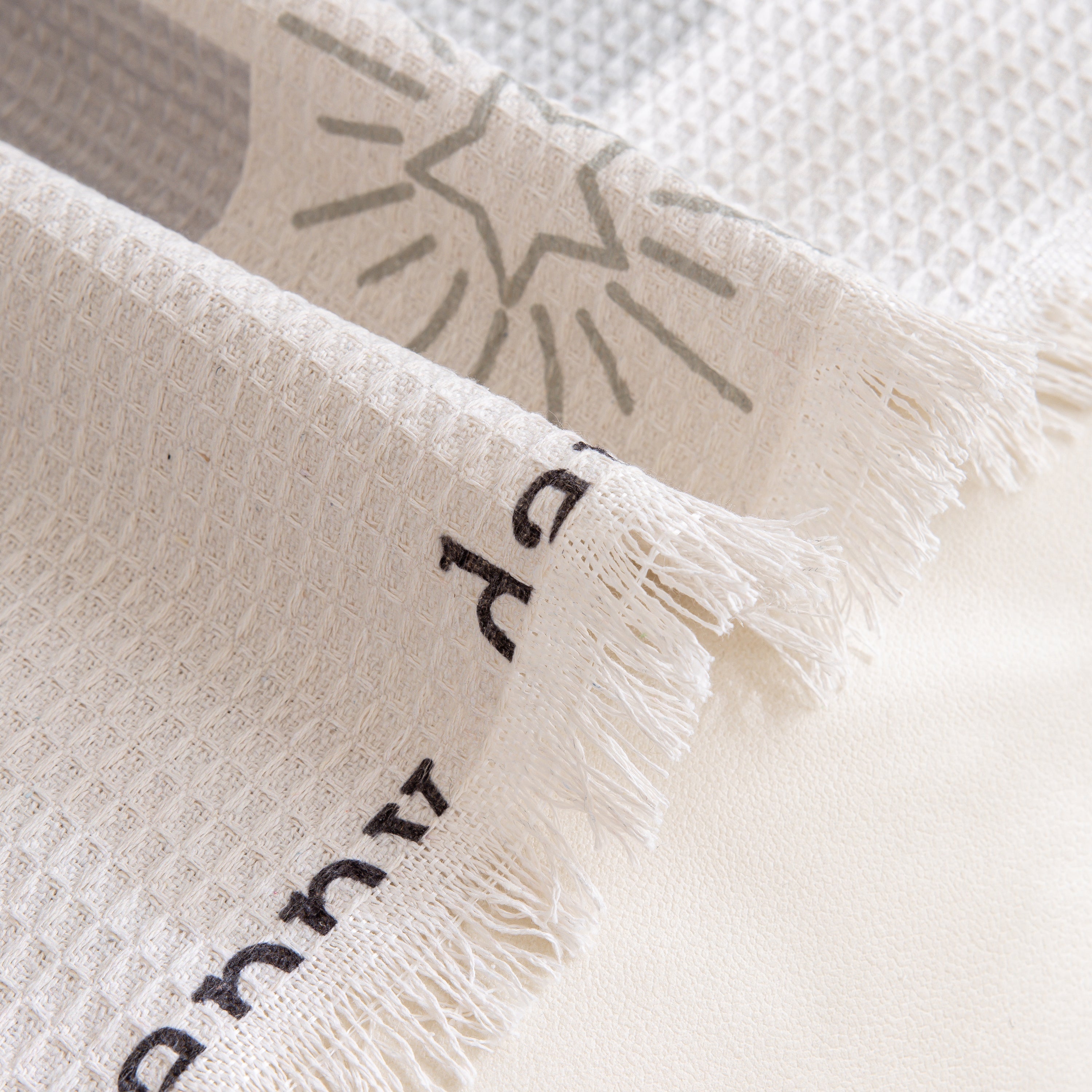 Chenille Sofa Cover Throw, Smile Couch Cover Blanket Throws for Couches, Soft Sofa Towel