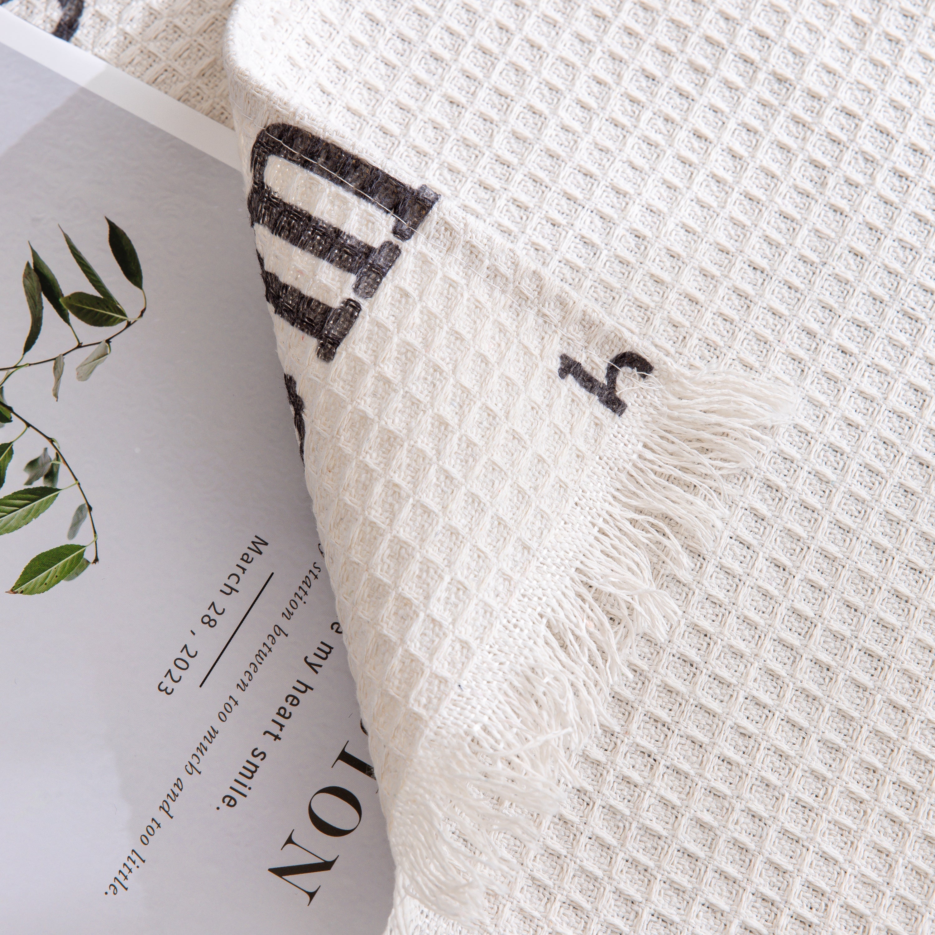 Chenille Sofa Cover Throw, Smile Couch Cover Blanket Throws for Couches, Soft Sofa Towel