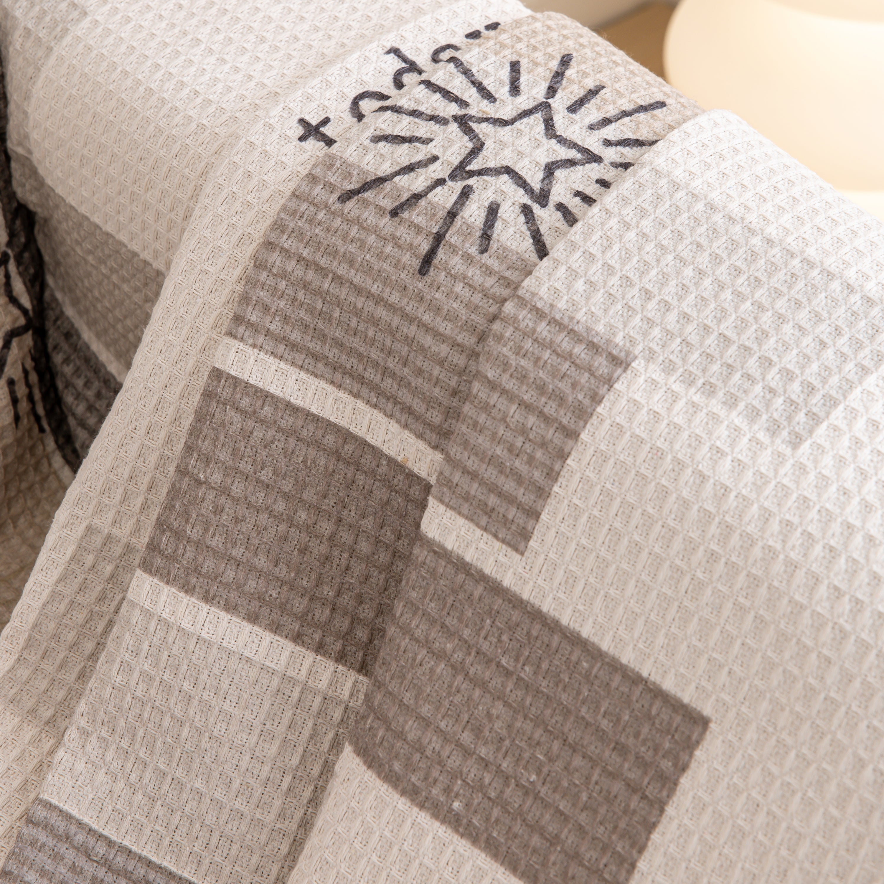 Chenille Sofa Cover Throw, Smile Couch Cover Blanket Throws for Couches, Soft Sofa Towel