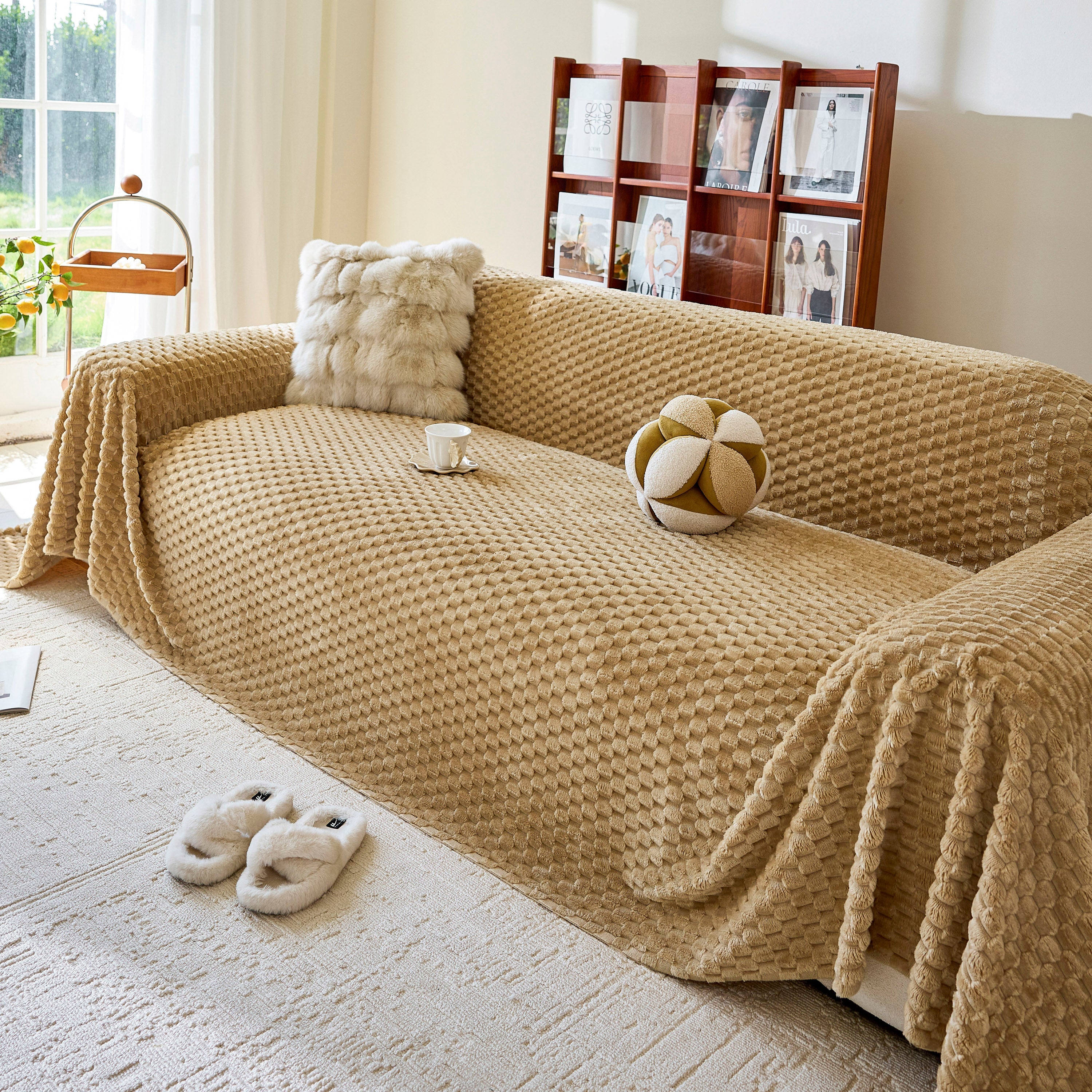 Thick Plush Non-Slip Sofa Throw Cover, Warm Soft Faux Fur Couch Protector for Winter