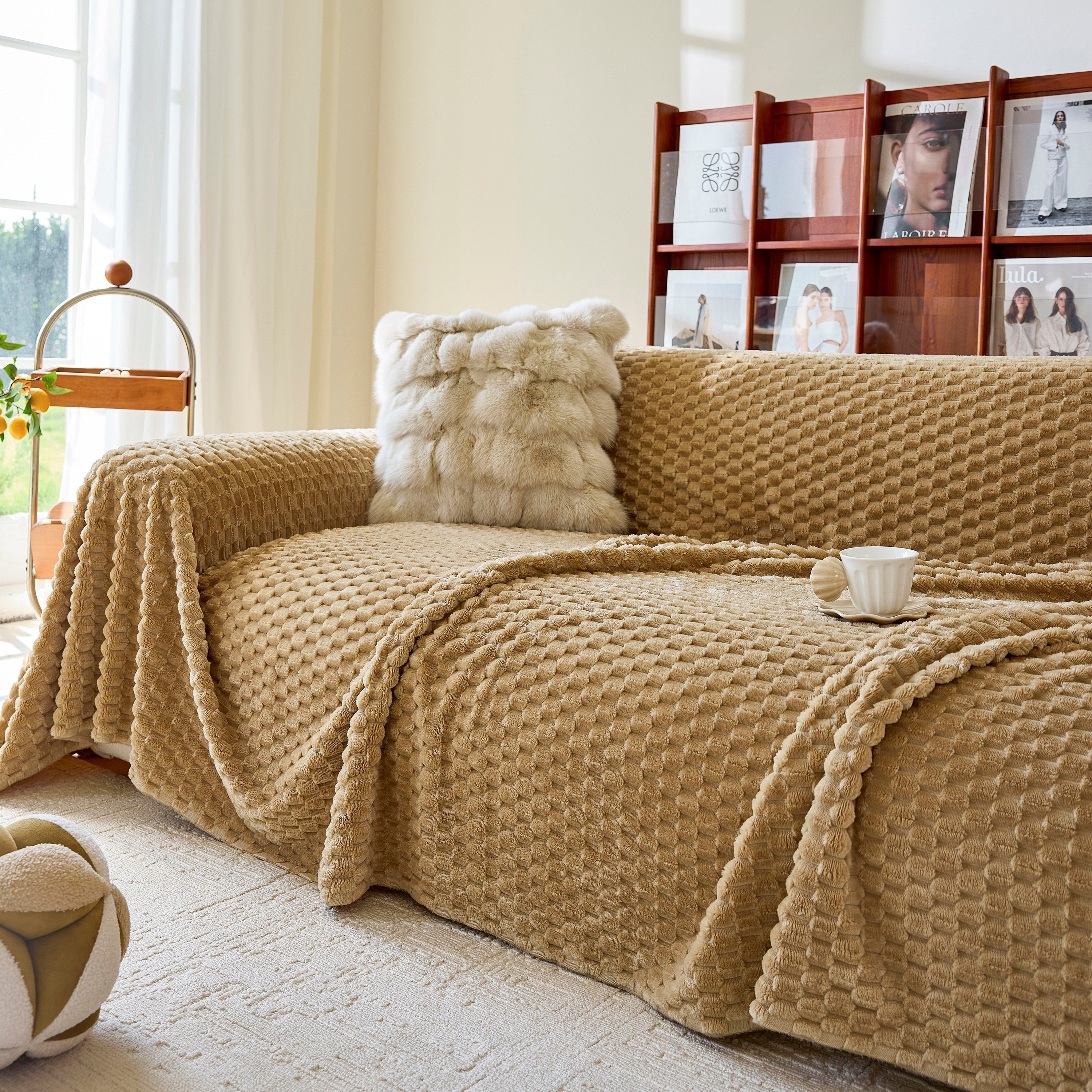 Thick Plush Non-Slip Sofa Throw Cover, Warm Soft Faux Fur Couch Protector for Winter