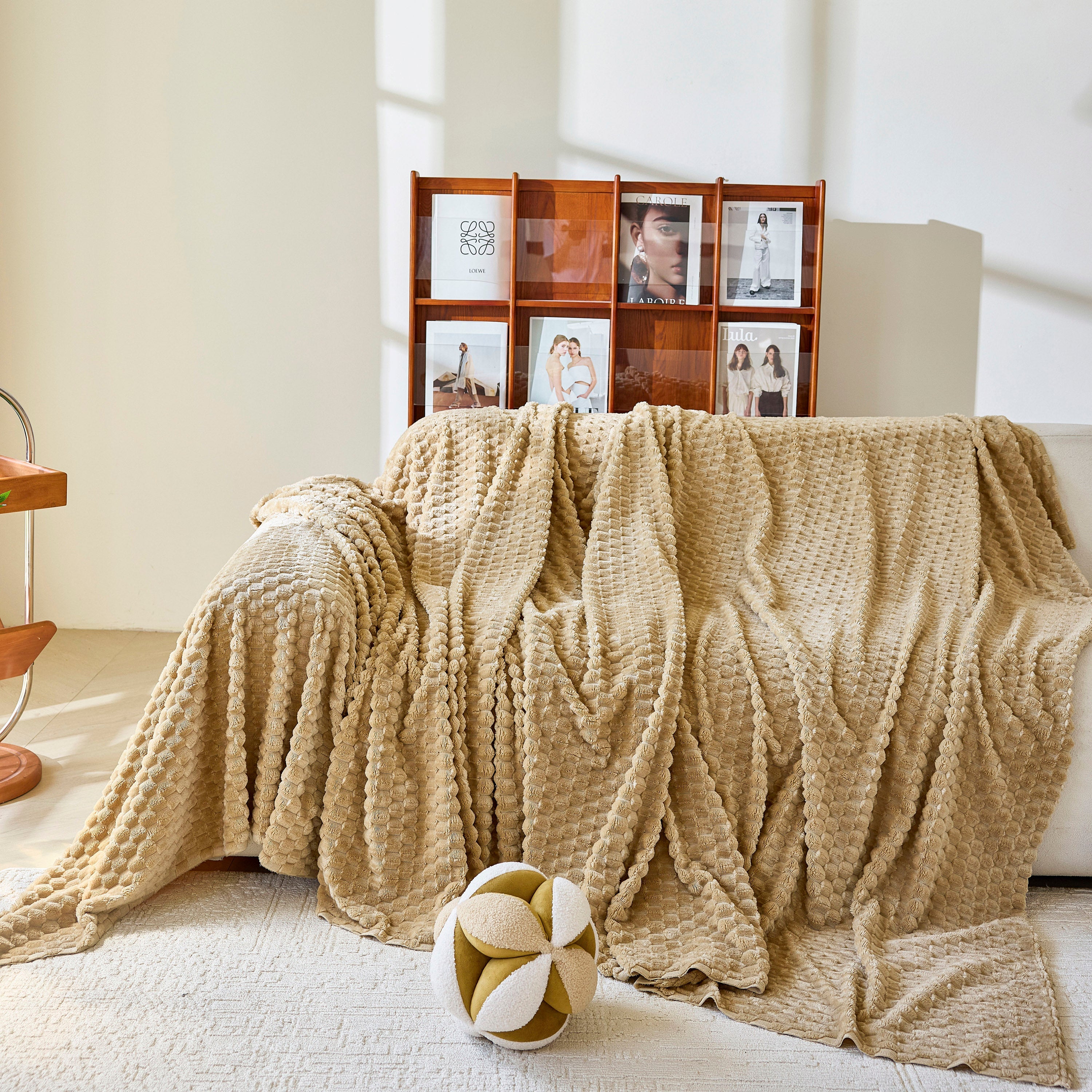 Thick Plush Non-Slip Sofa Throw Cover, Warm Soft Faux Fur Couch Protector for Winter