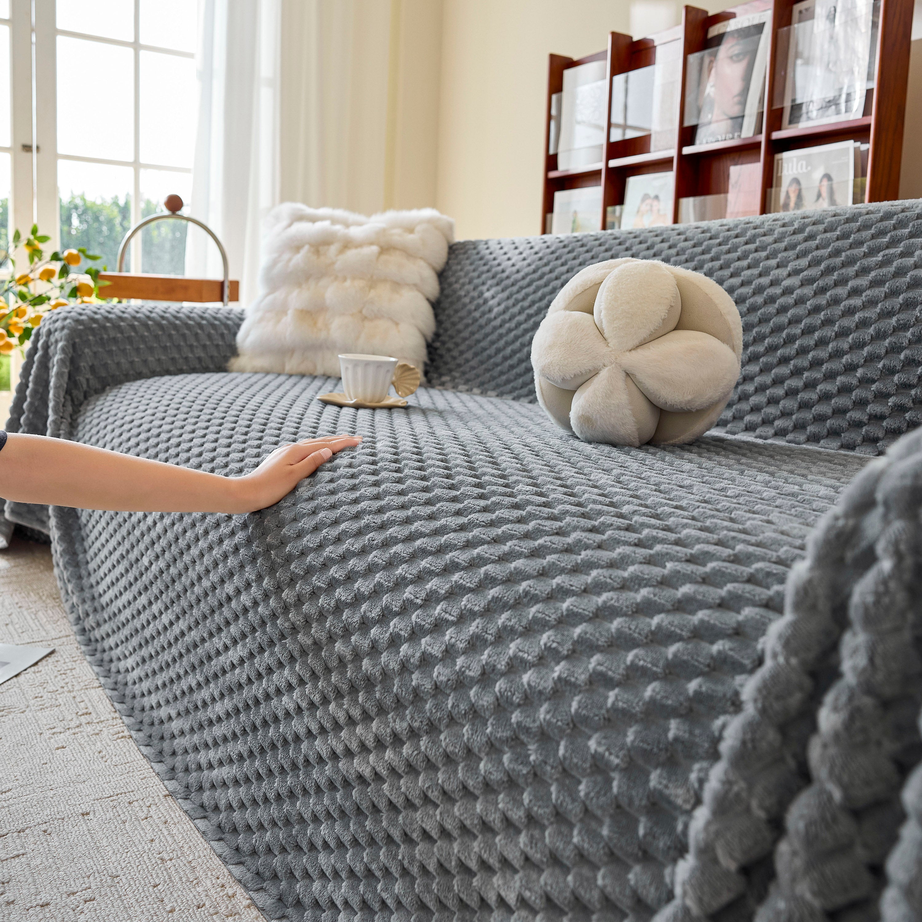 Thick Plush Non-Slip Sofa Throw Cover, Warm Soft Faux Fur Couch Protector for Winter