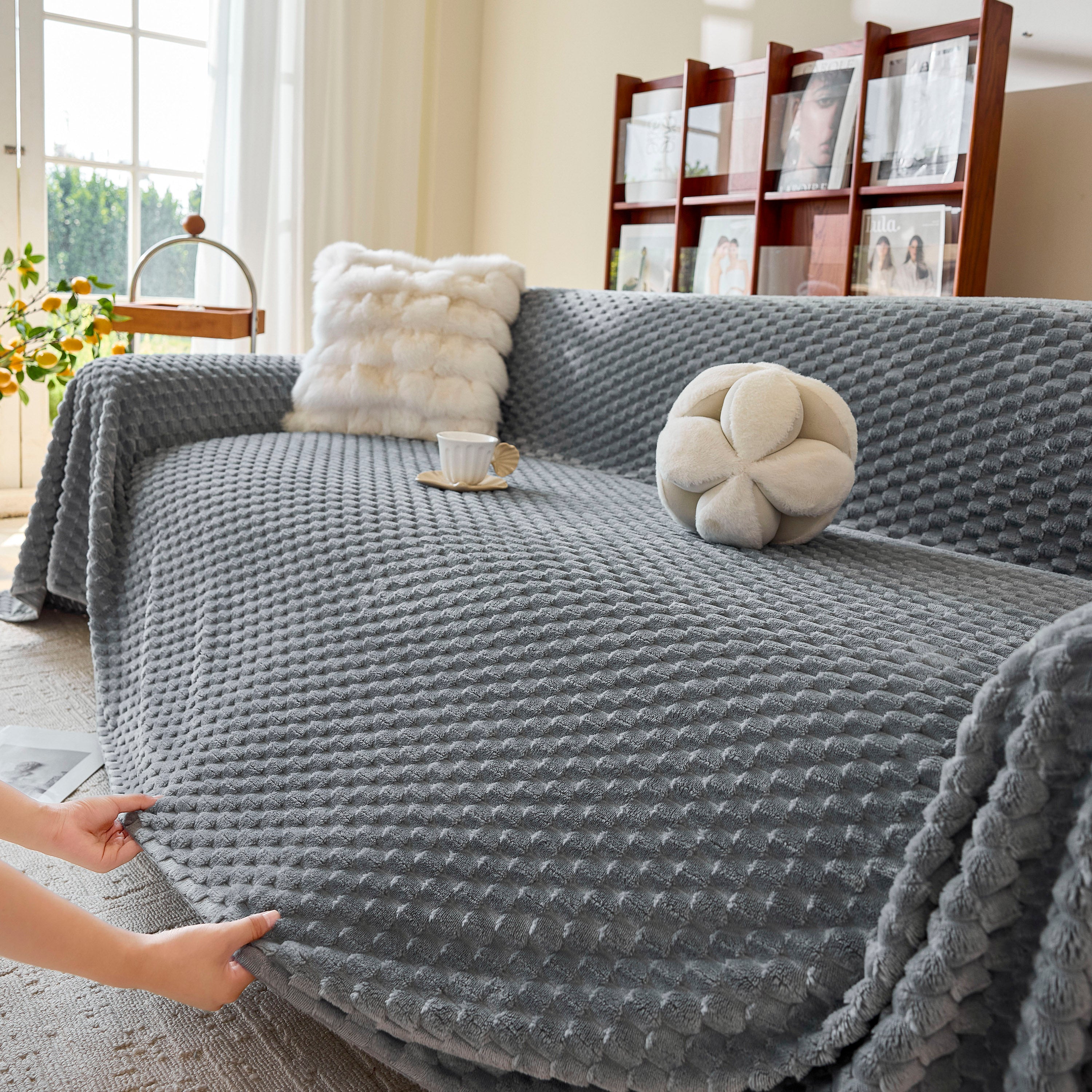 Thick Plush Non-Slip Sofa Throw Cover, Warm Soft Faux Fur Couch Protector for Winter