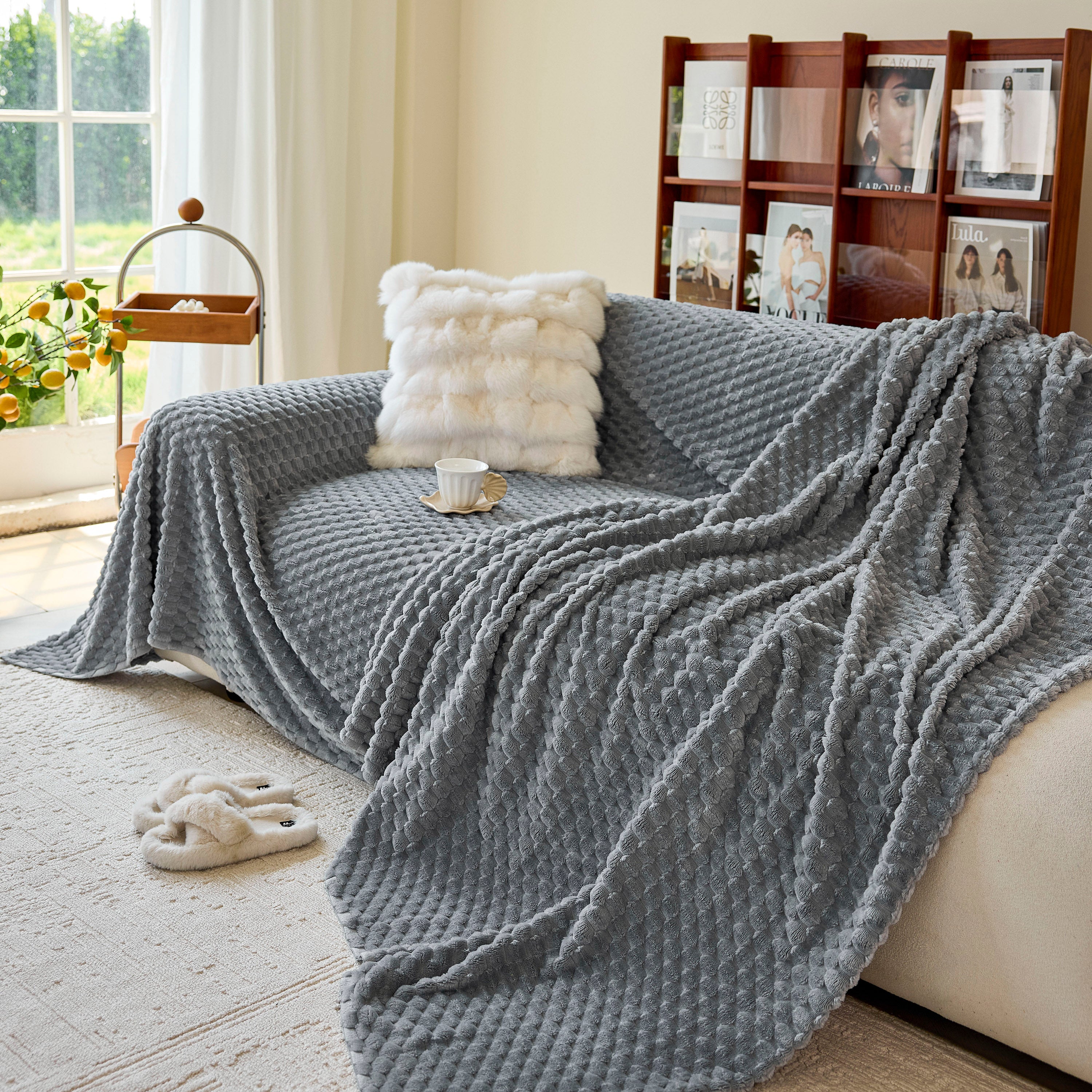 Thick Plush Non-Slip Sofa Throw Cover, Warm Soft Faux Fur Couch Protector for Winter