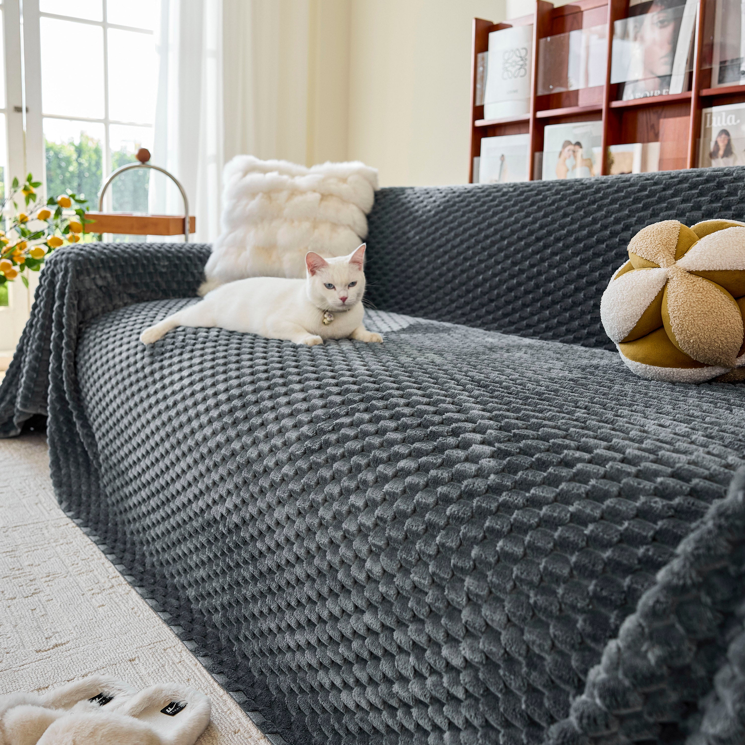 Thick Plush Non-Slip Sofa Throw Cover, Warm Soft Faux Fur Couch Protector for Winter