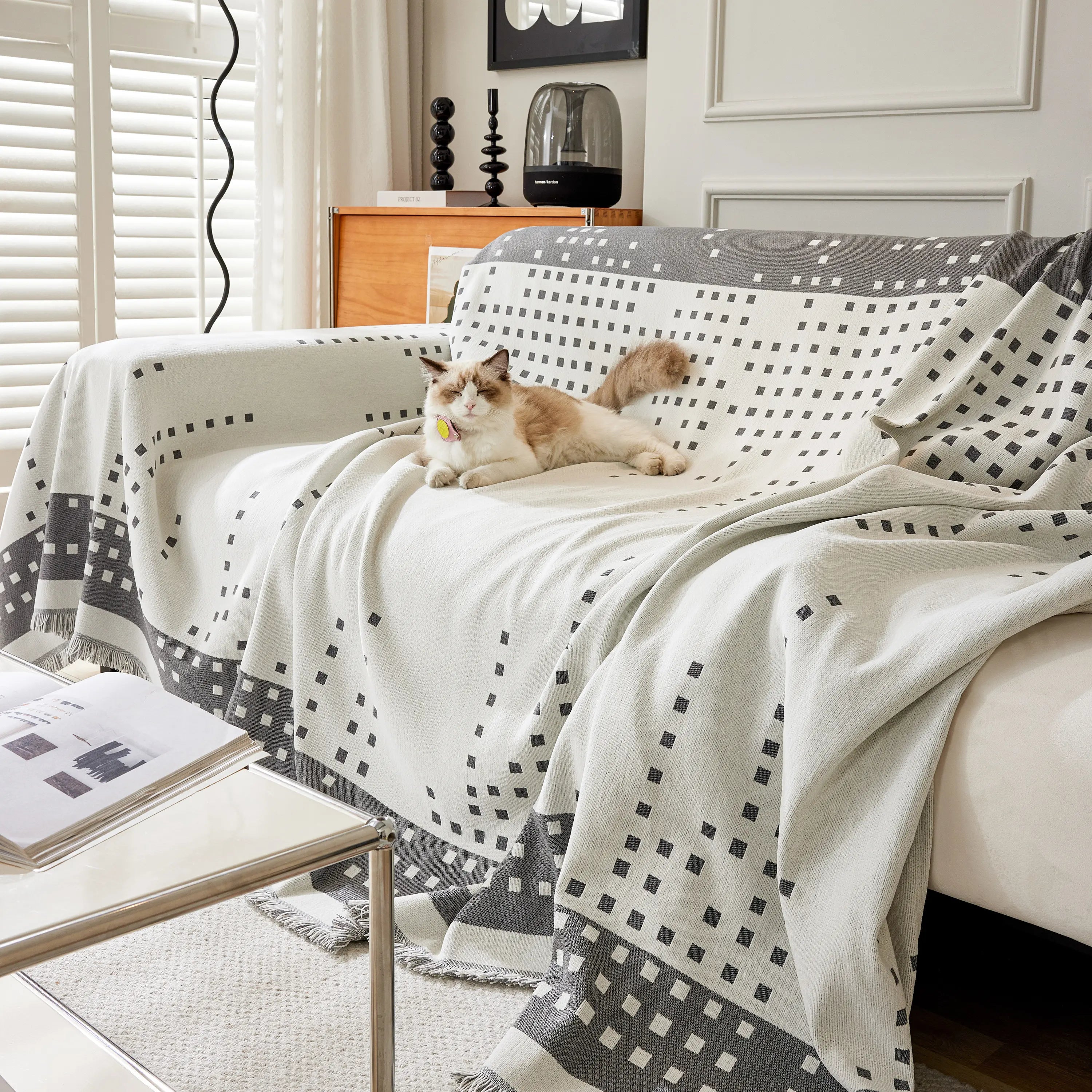 Reversible Chenille Sofa Covers for Pets, Large Throw Blanket for Couch, Blanket on The Sofa