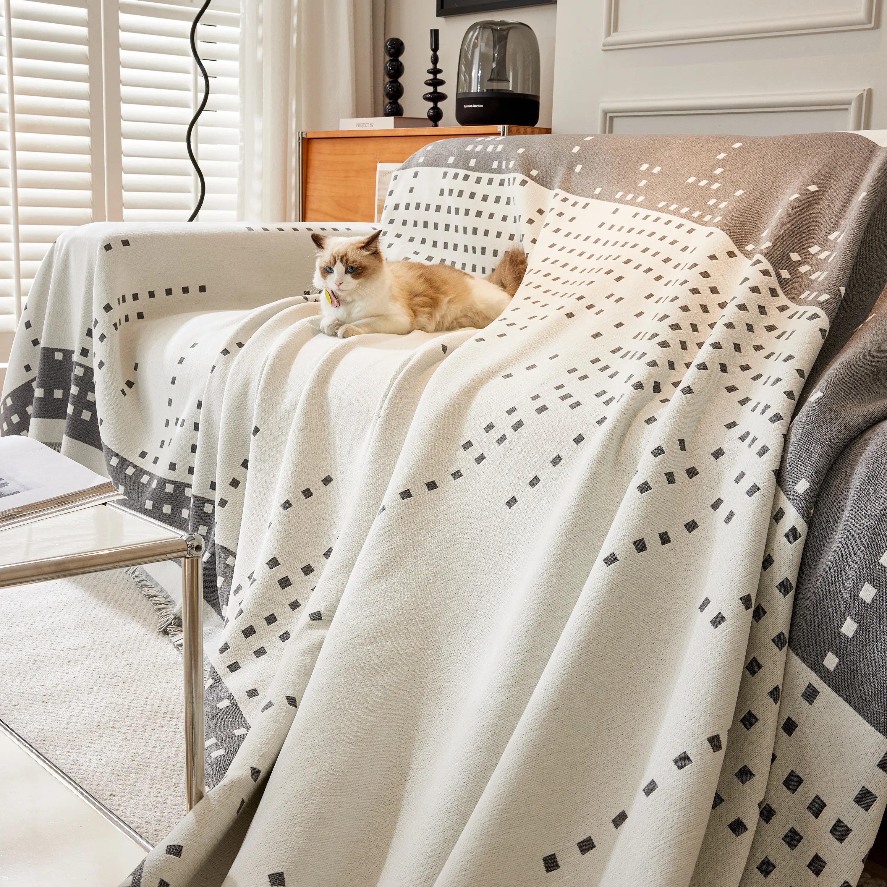 Reversible Chenille Sofa Covers for Pets, Large Throw Blanket for Couch, Blanket on The Sofa
