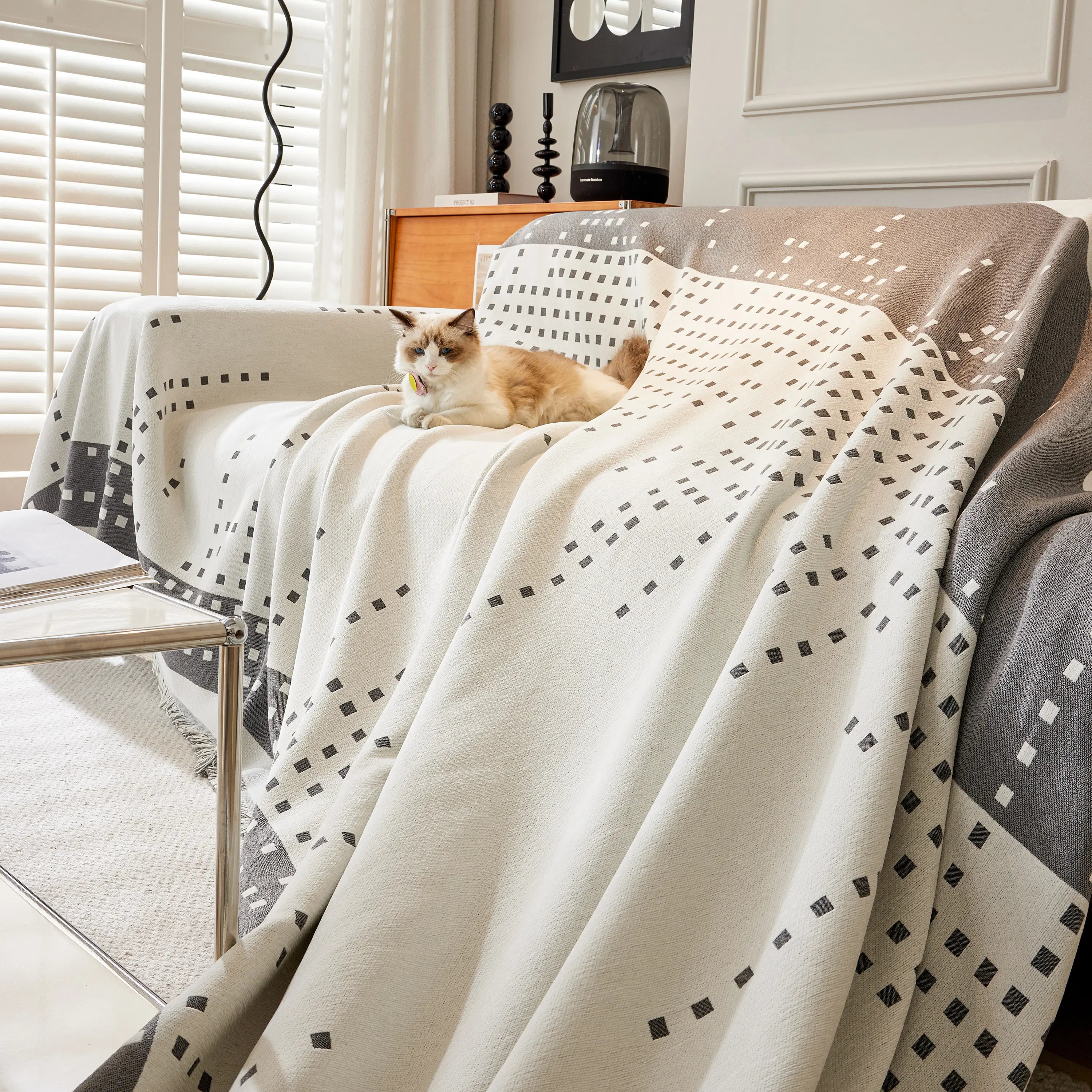 Reversible Chenille Sofa Covers for Pets, Large Throw Blanket for Couch, Blanket on The Sofa