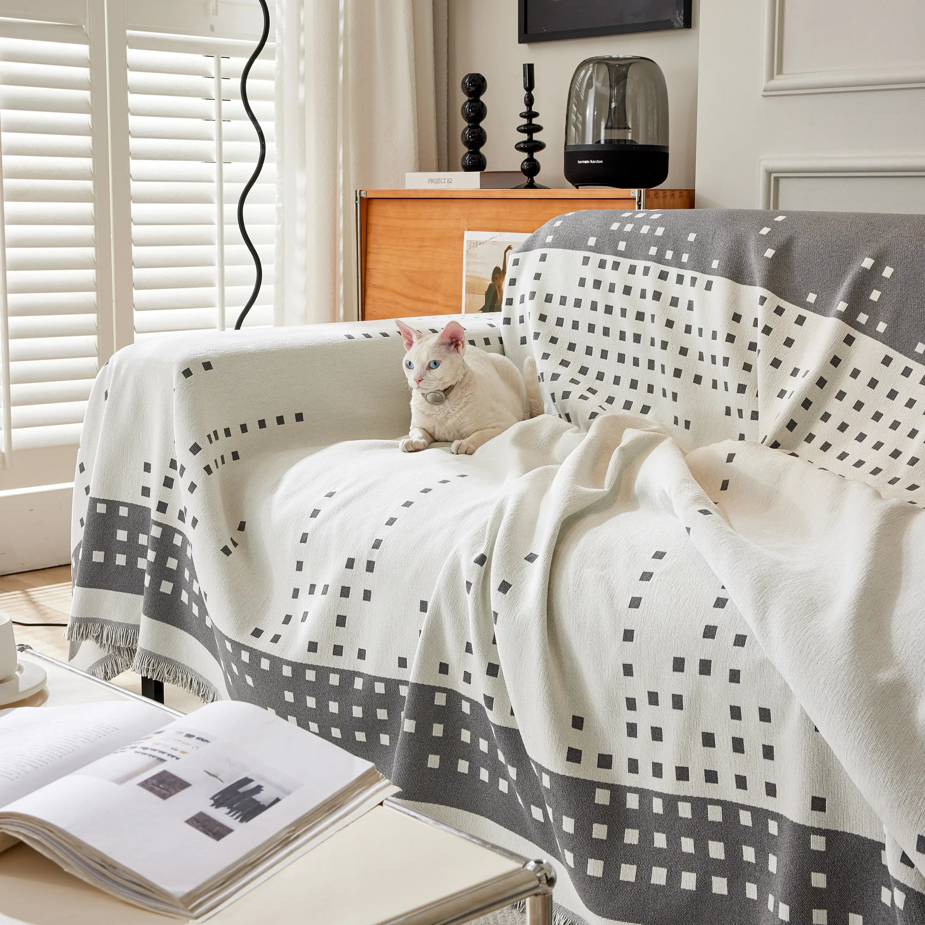 Reversible Chenille Sofa Covers for Pets, Large Throw Blanket for Couch, Blanket on The Sofa