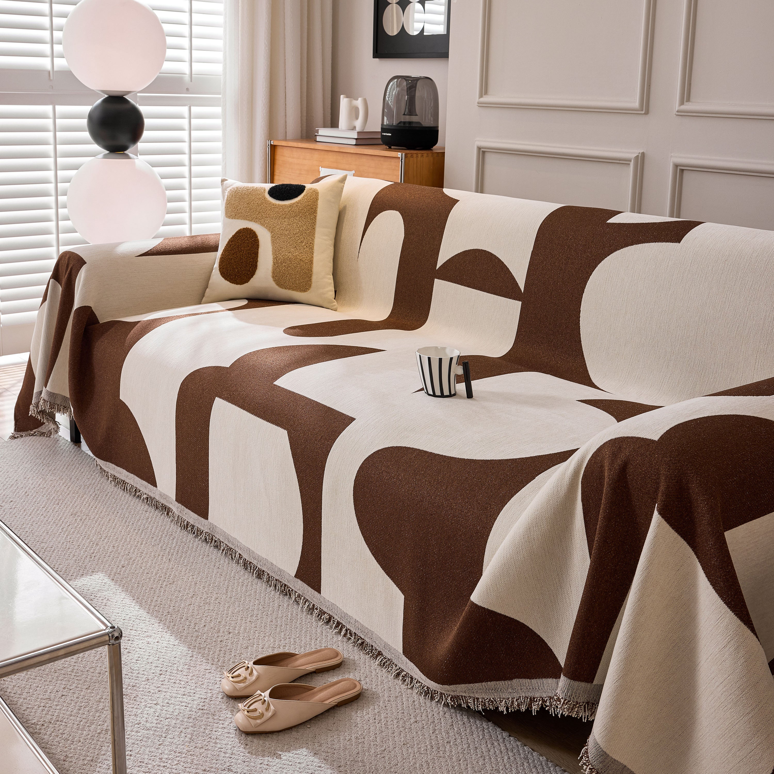 Modern Abstract Chenille Sofa Cover, Large Soft Throw Blanket with Tassels for Couch