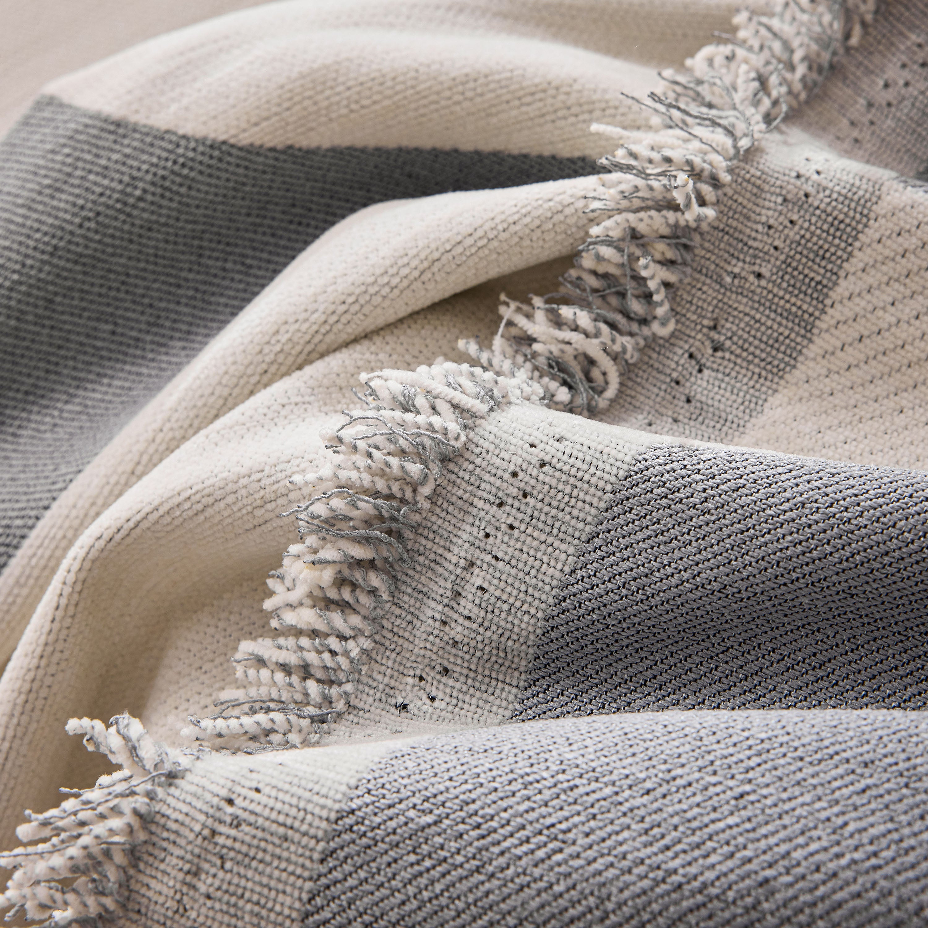 Modern Abstract Chenille Sofa Cover, Large Soft Throw Blanket with Tassels for Couch