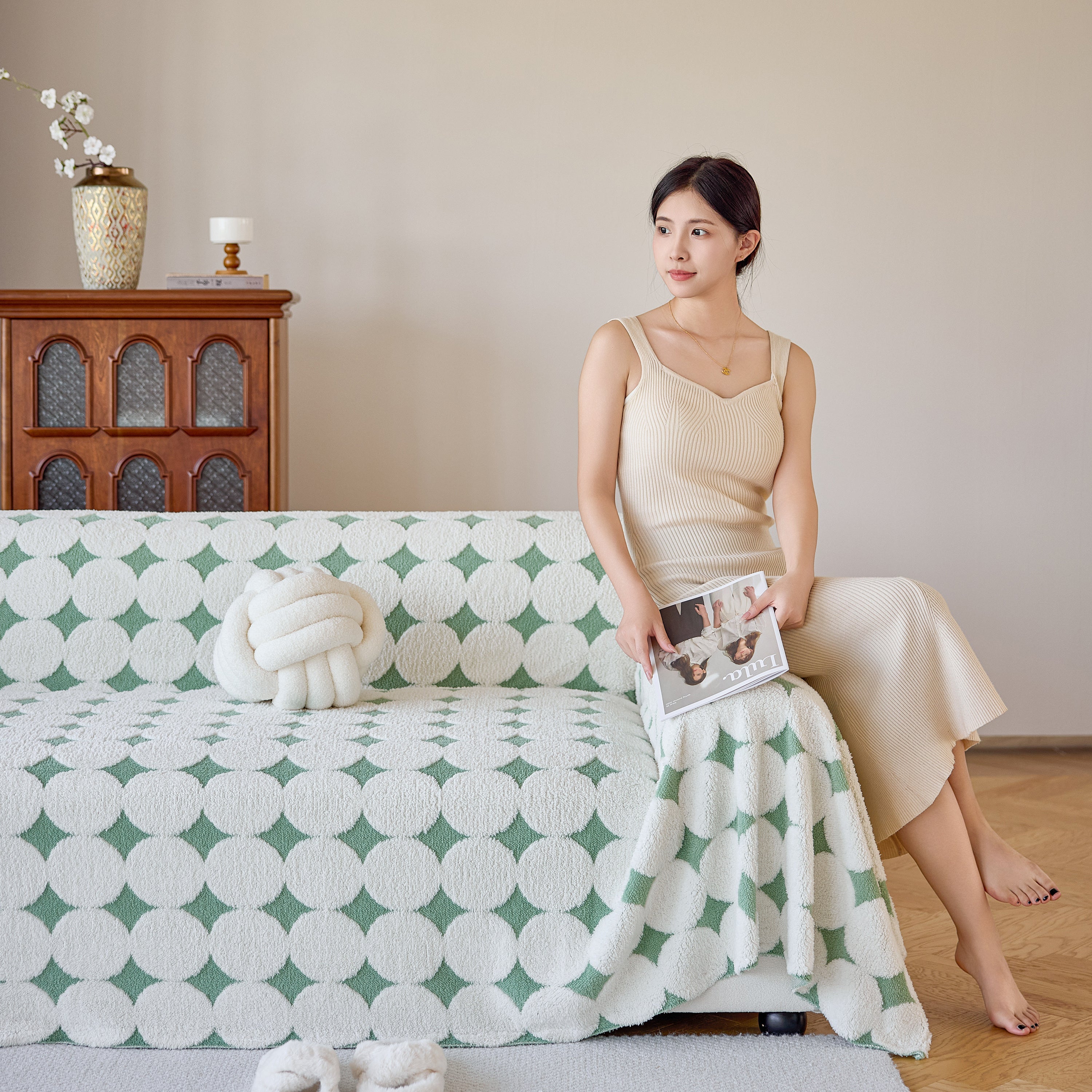 Geometric Jacquard Plush Warm Sofa Couch Cover Coral Fleece Throw Blanket for Couch