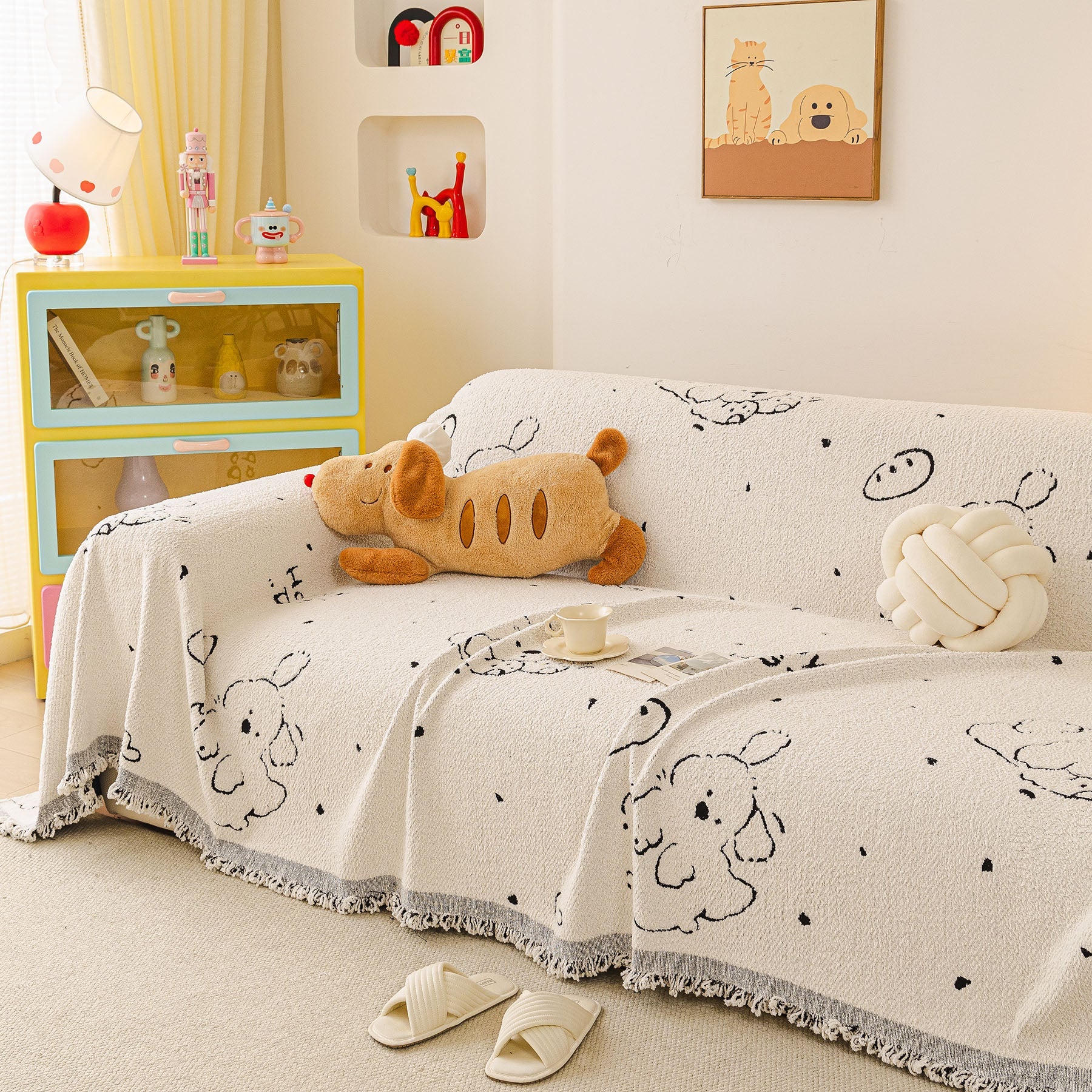 Cute Dog Pattern Plush Sofa Throw Cover, Soft Couch Protector Blanket with Fringe