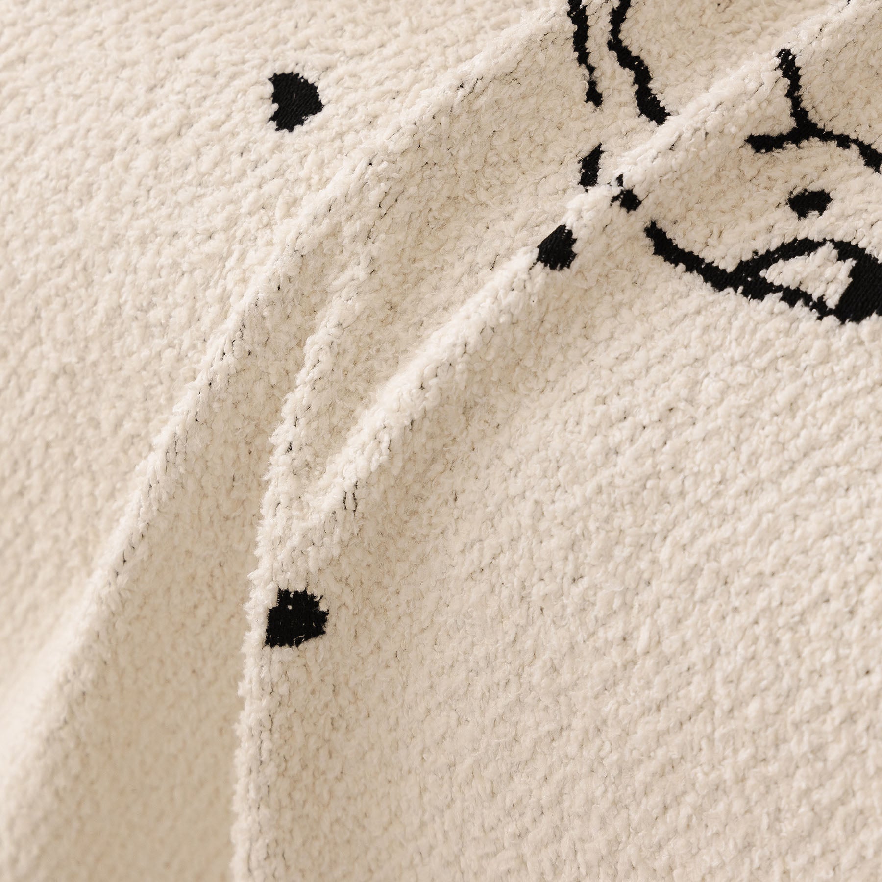 Cute Dog Pattern Plush Sofa Throw Cover, Soft Couch Protector Blanket with Fringe
