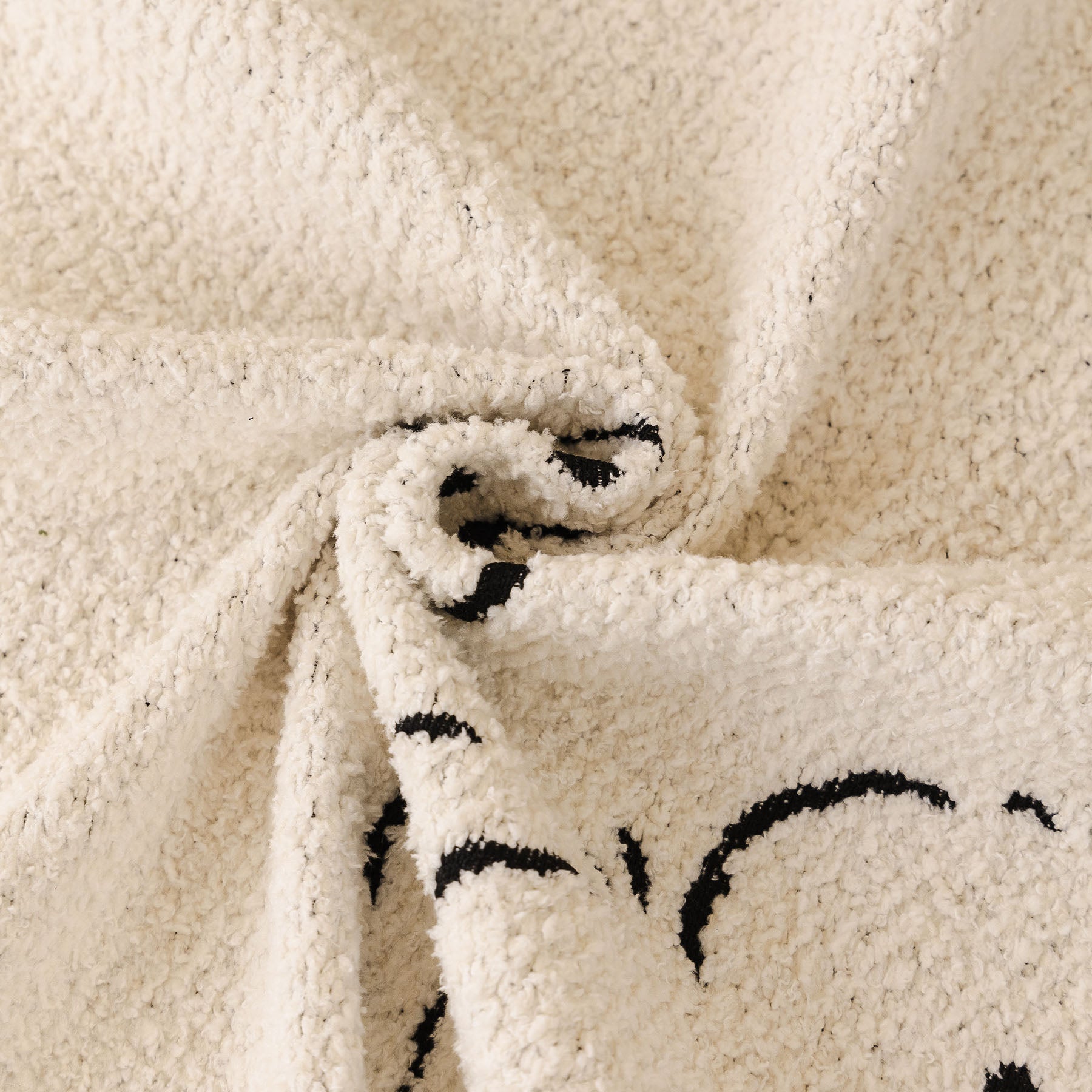 Cute Dog Pattern Plush Sofa Throw Cover, Soft Couch Protector Blanket with Fringe