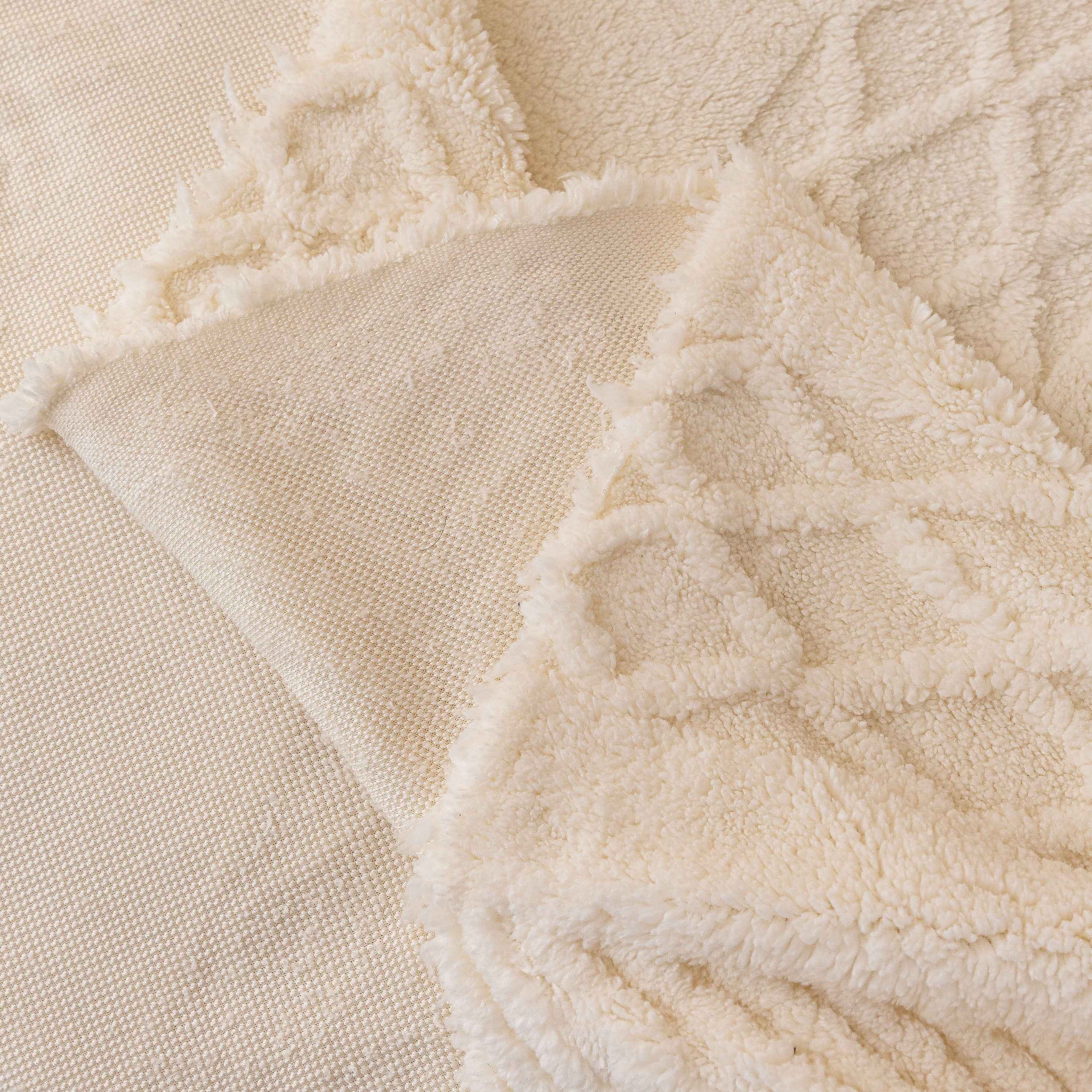 Plush Sherpa Fleece Sofa Cover with 3D Cable Knit Texture, Soft Cozy Throw Blanket