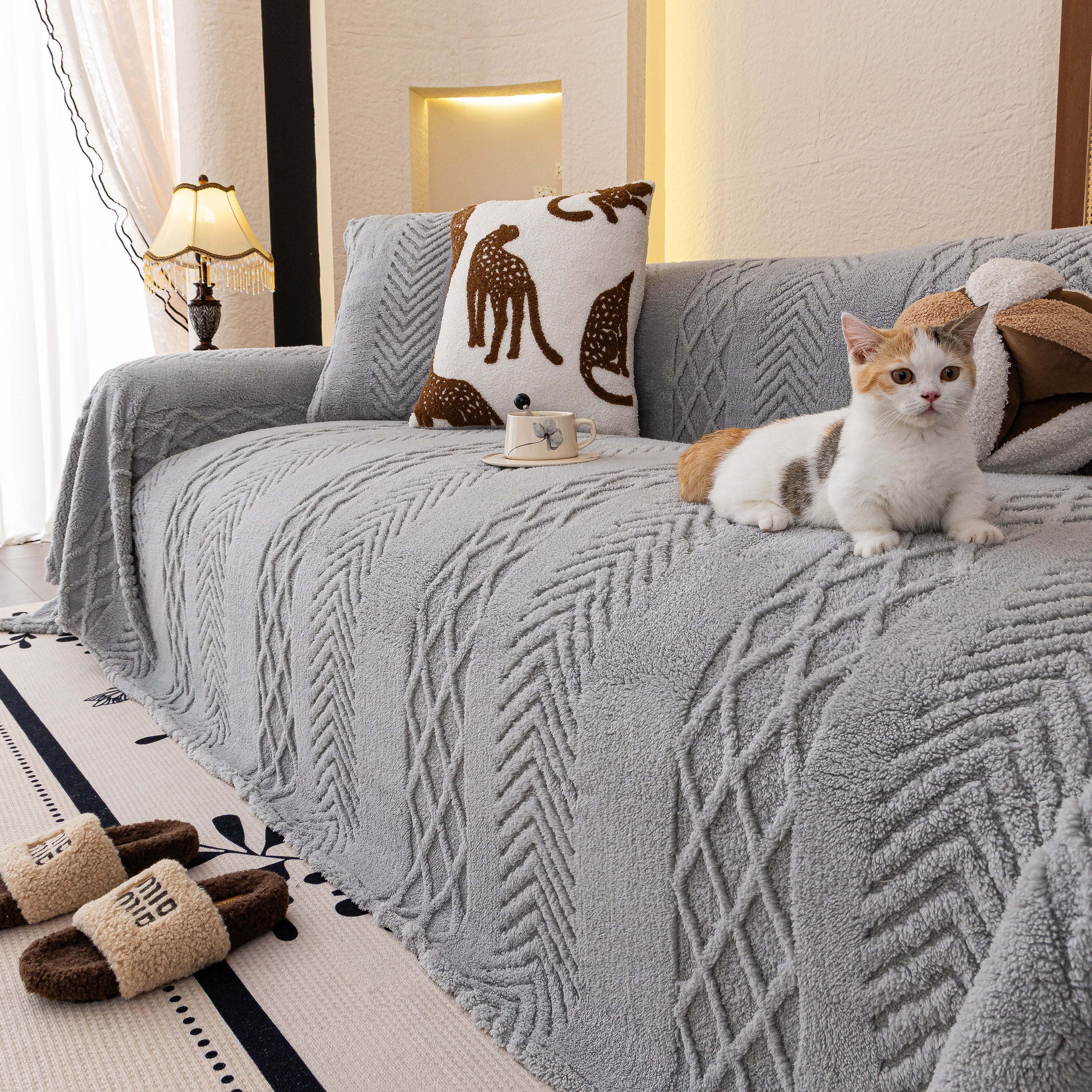 Plush Sherpa Fleece Sofa Cover with 3D Cable Knit Texture, Soft Cozy Throw Blanket