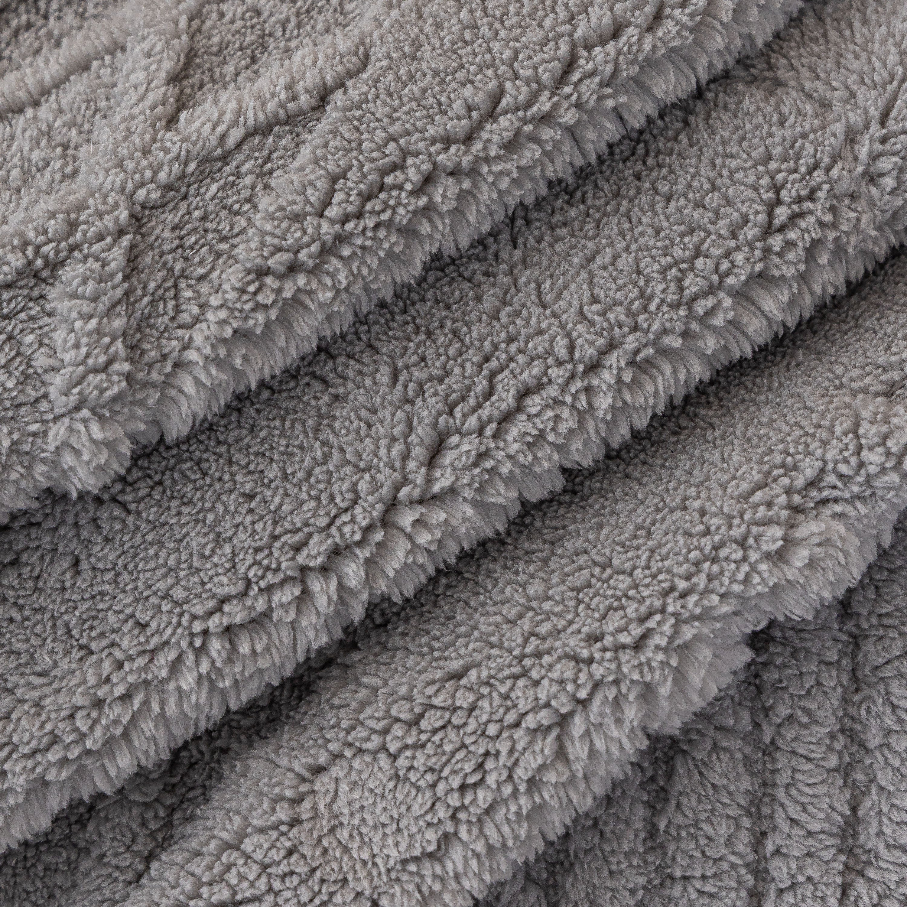 Plush Sherpa Fleece Sofa Cover with 3D Cable Knit Texture, Soft Cozy Throw Blanket