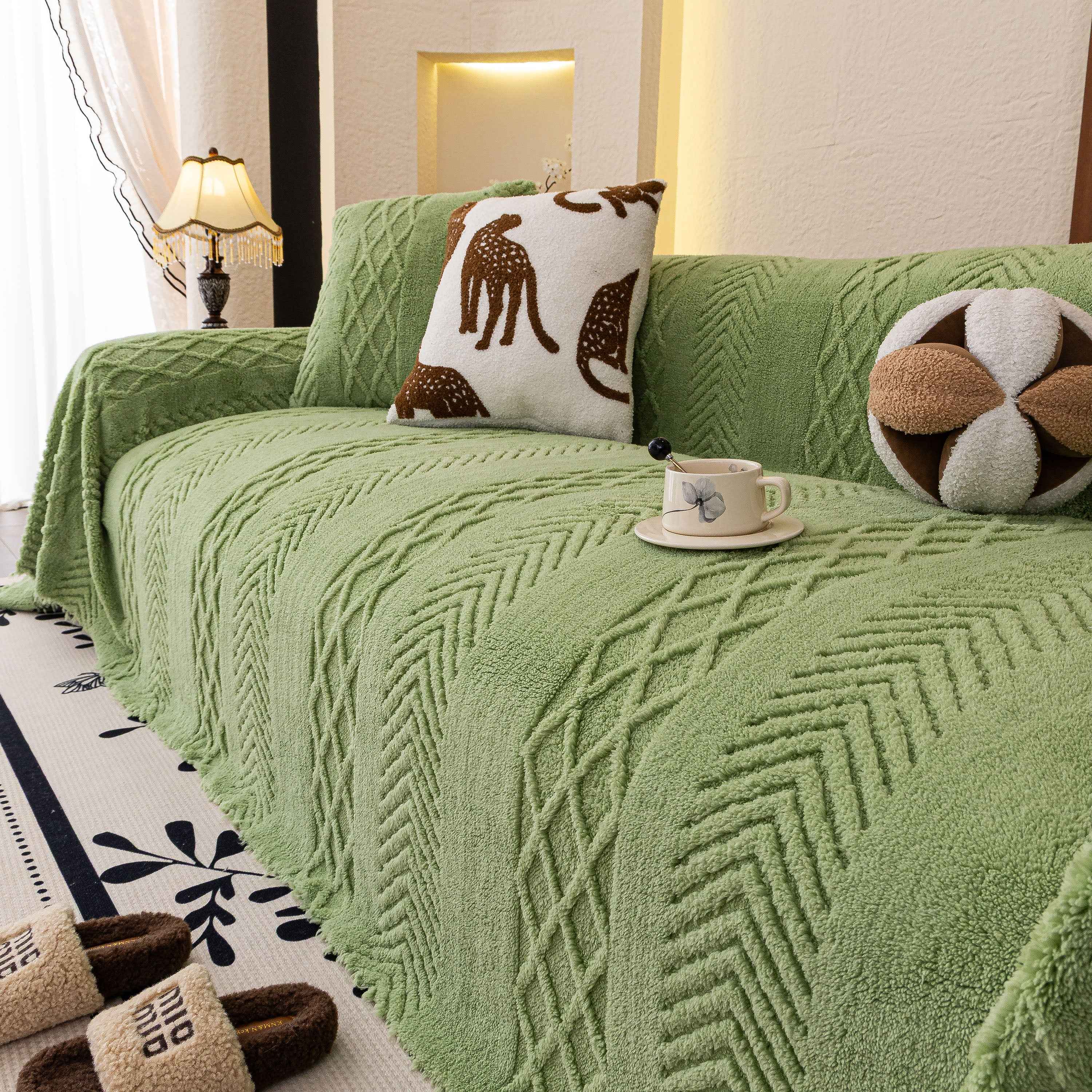 Plush Sherpa Fleece Sofa Cover with 3D Cable Knit Texture, Soft Cozy Throw Blanket