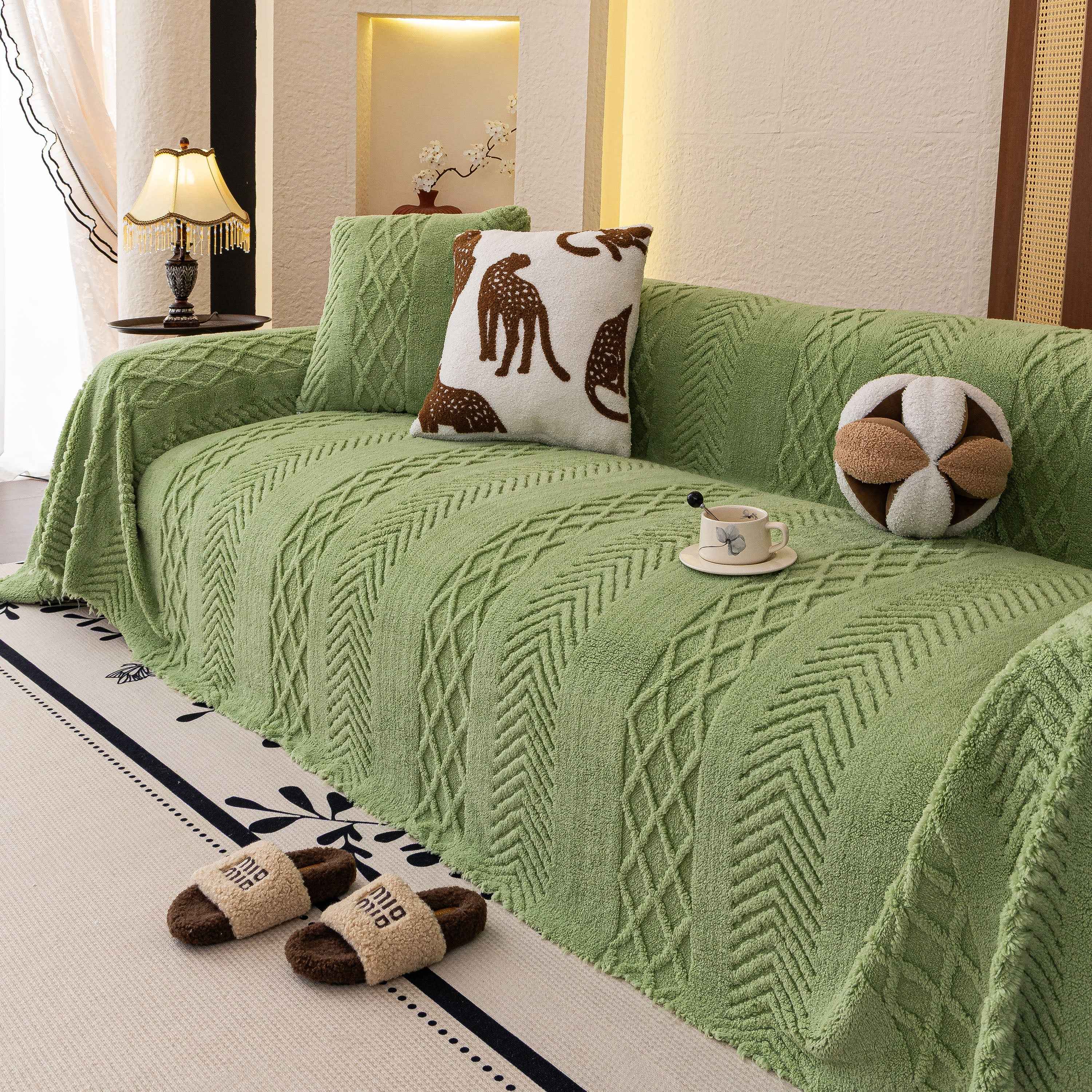 Plush Sherpa Fleece Sofa Cover with 3D Cable Knit Texture, Soft Cozy Throw Blanket