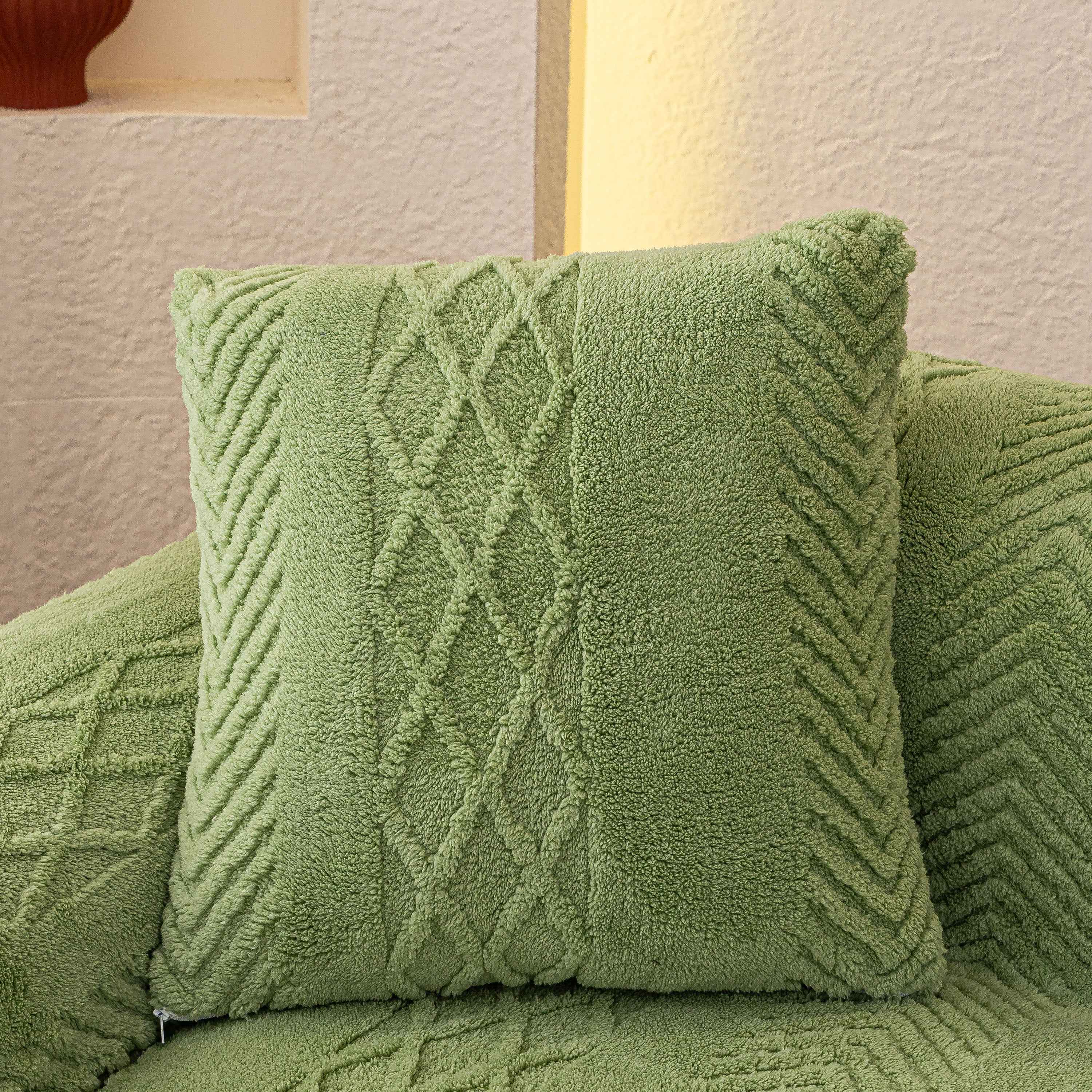 Plush Sherpa Fleece Sofa Cover with 3D Cable Knit Texture, Soft Cozy Throw Blanket