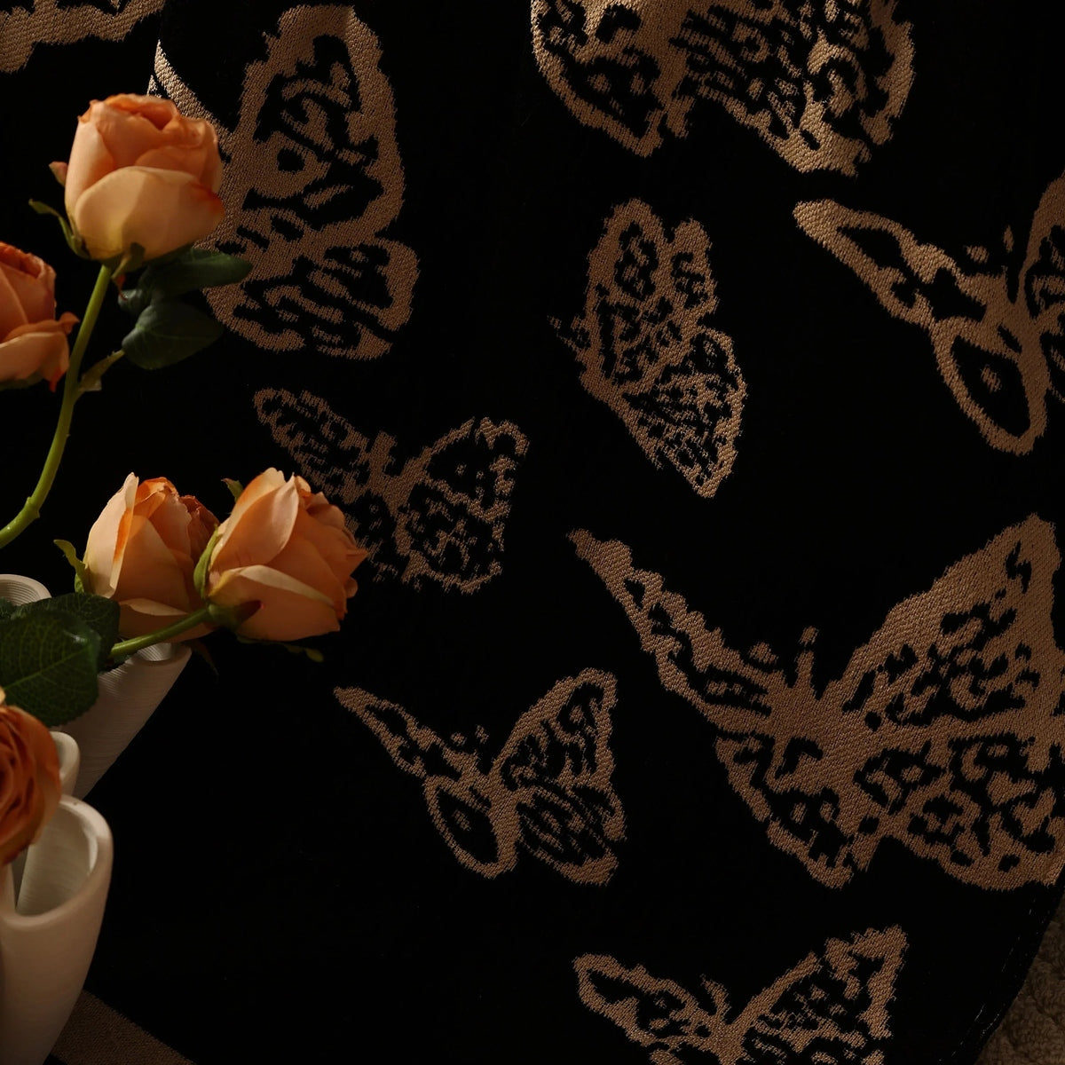 Butterfly Jacquard Soft Couch Blankets Cover for Couch Reversible Modern Sofa Slipcover Throw Covers - TaroTextile