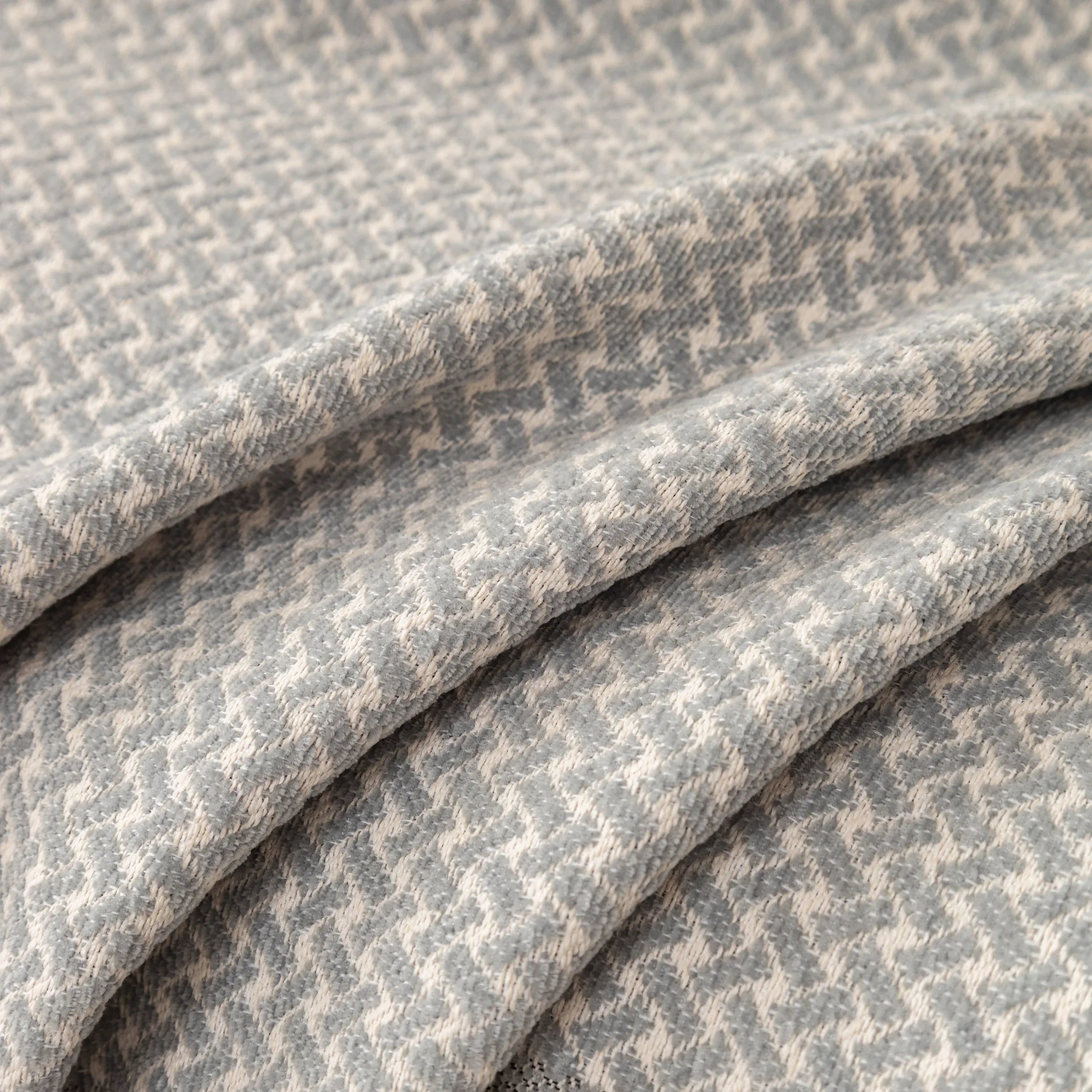 Chenille Jacquard Sofa Throw Blanket Cover Soft Polyester Weave Couch Throw Cover for Pets Dog Kids - TaroTextile