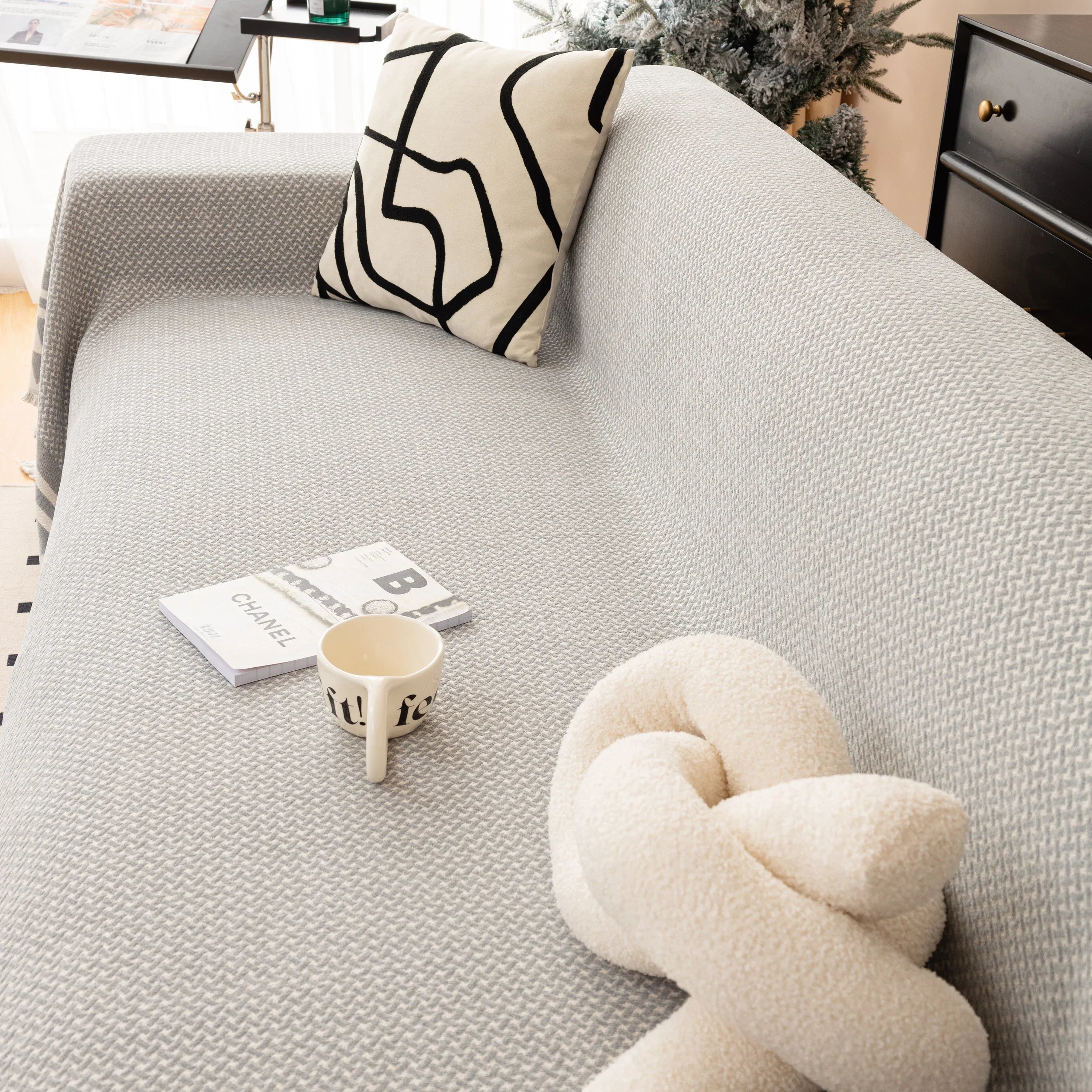 Chenille Jacquard Sofa Throw Blanket Cover Soft Polyester Weave Couch Throw Cover for Pets Dog Kids - TaroTextile