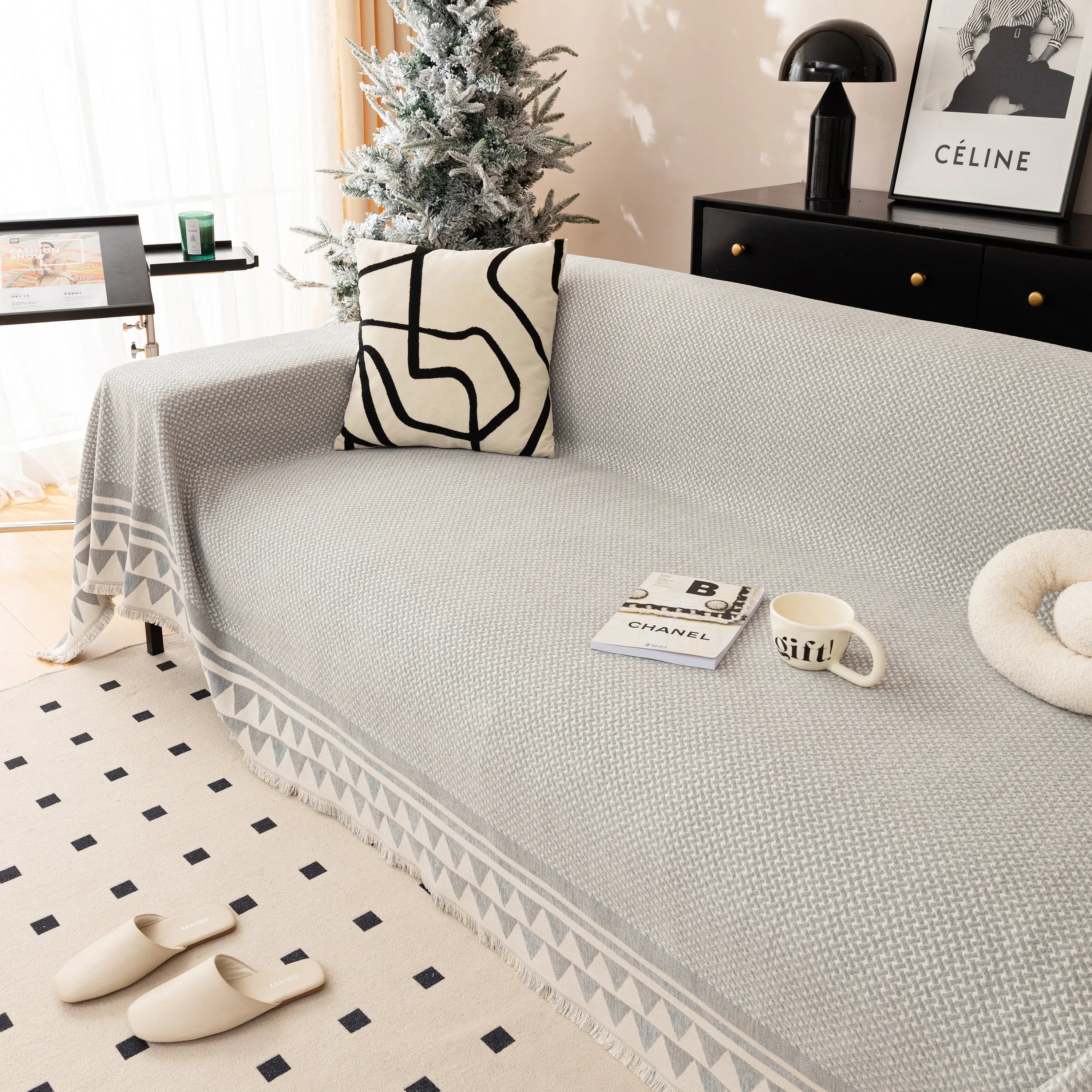 Chenille Jacquard Sofa Throw Blanket Cover Soft Polyester Weave Couch Throw Cover for Pets Dog Kids - TaroTextile