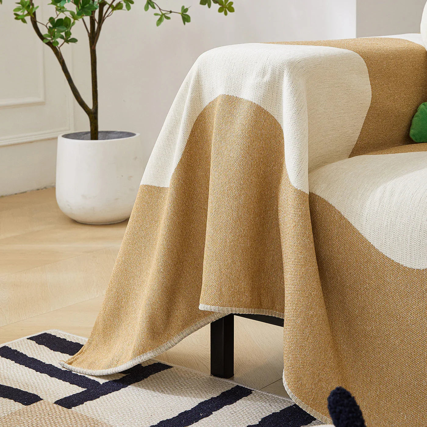 Chenille Minimalist Wavy Sofa Throw Cover, Cozy Blankets for Couch, Machine Washable Couch Protector - TaroTextile