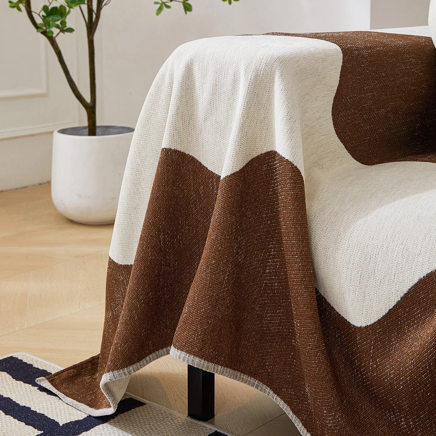 Chenille Minimalist Wavy Sofa Throw Cover, Cozy Blankets for Couch, Machine Washable Couch Protector - TaroTextile