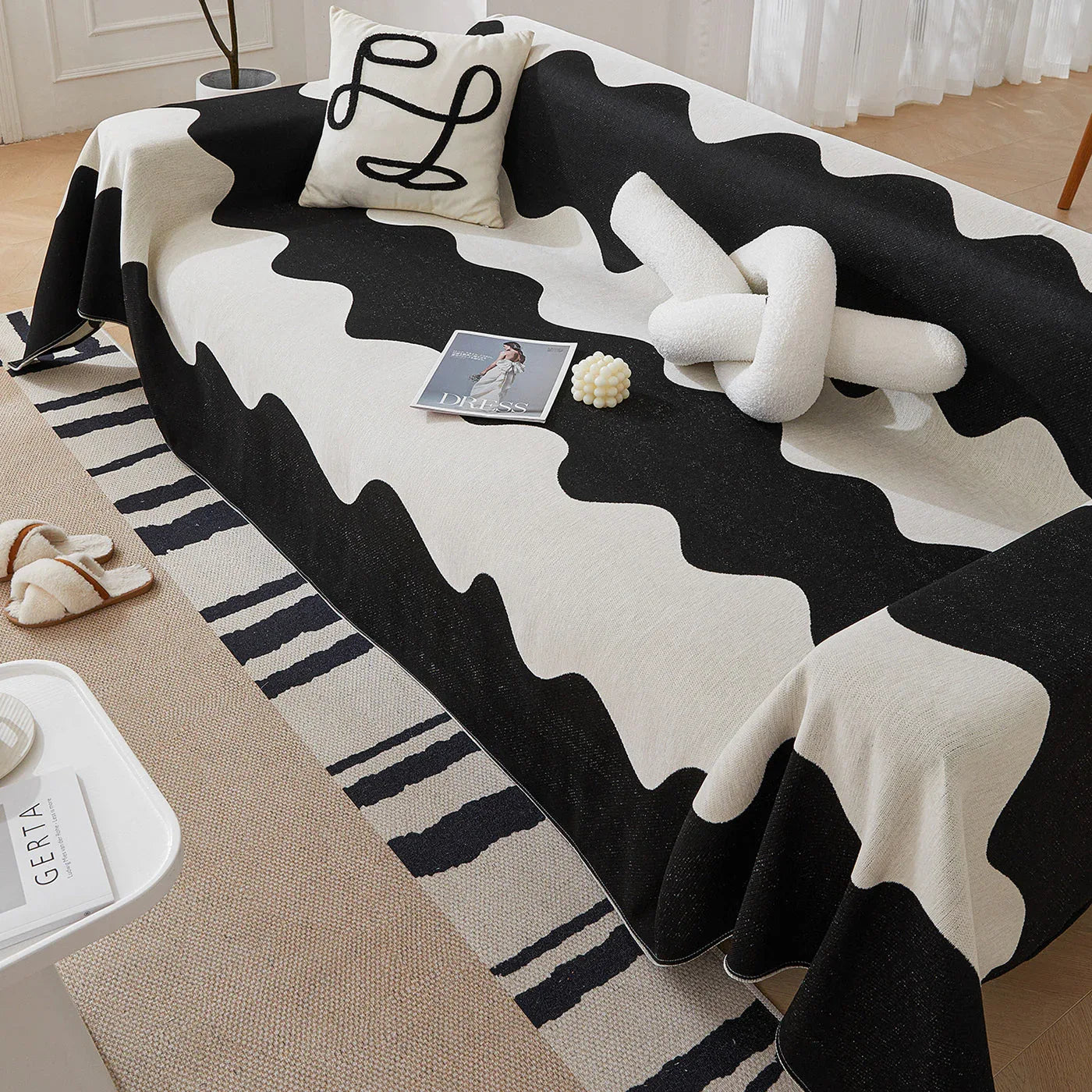 Chenille Minimalist Wavy Sofa Throw Cover, Cozy Blankets for Couch, Machine Washable Couch Protector - TaroTextile