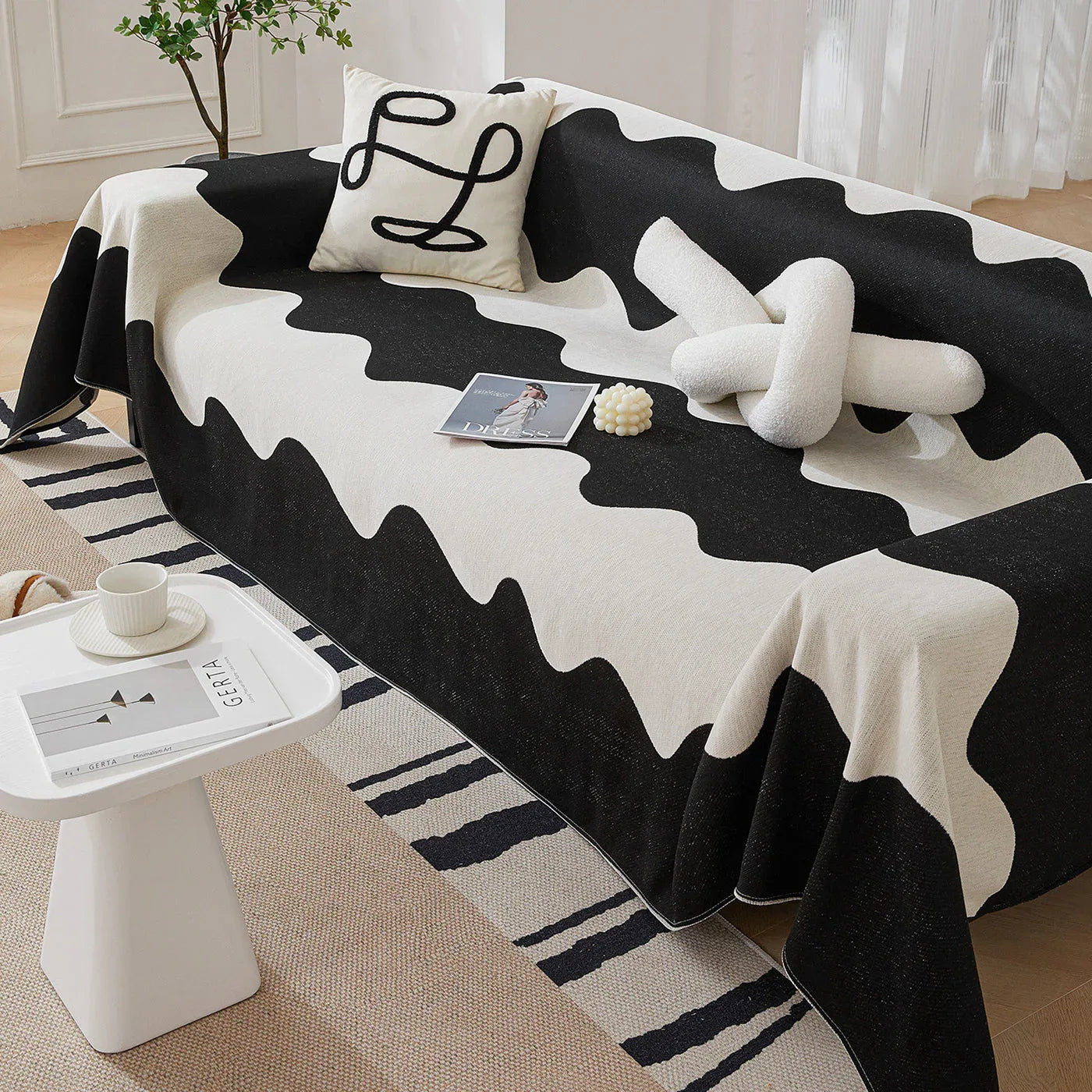 Chenille Minimalist Wavy Sofa Throw Cover, Cozy Blankets for Couch, Machine Washable Couch Protector - TaroTextile