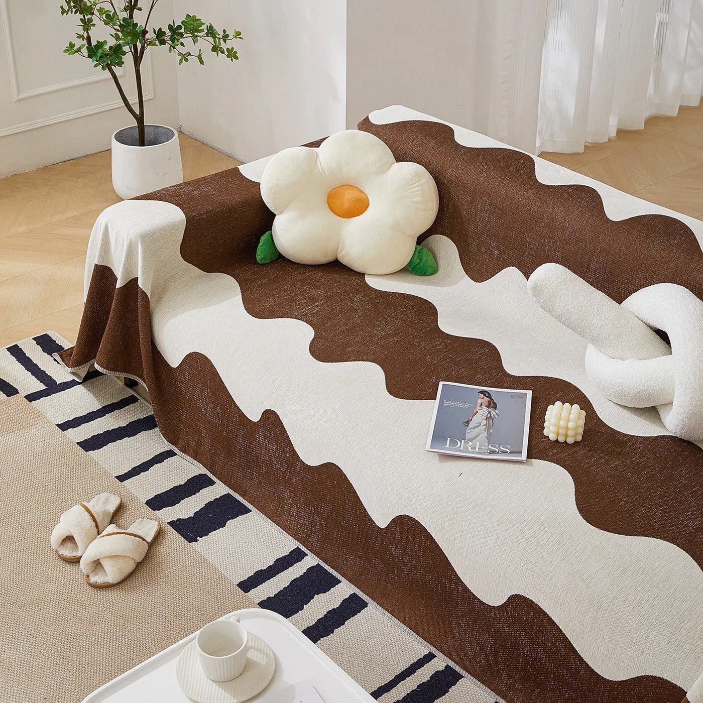 Chenille Minimalist Wavy Sofa Throw Cover, Cozy Blankets for Couch, Machine Washable Couch Protector - TaroTextile