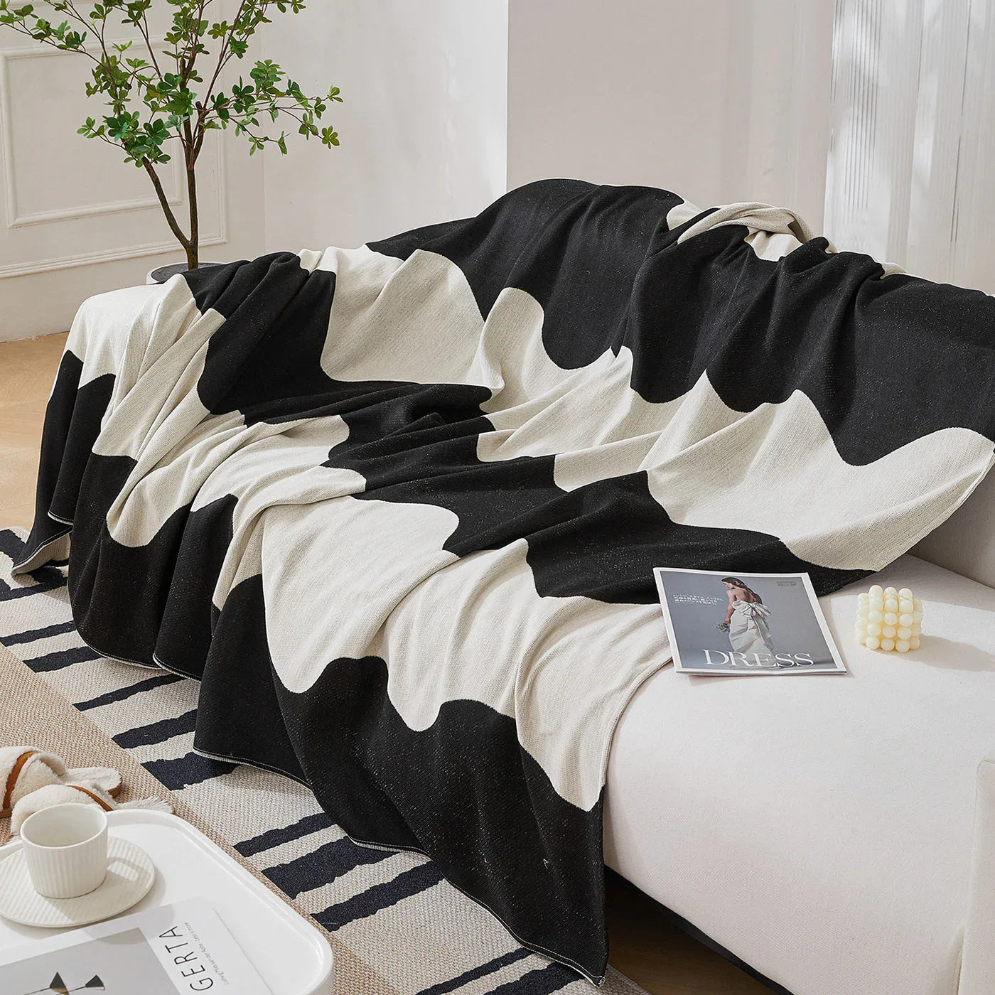 Chenille Minimalist Wavy Sofa Throw Cover, Cozy Blankets for Couch, Machine Washable Couch Protector - TaroTextile