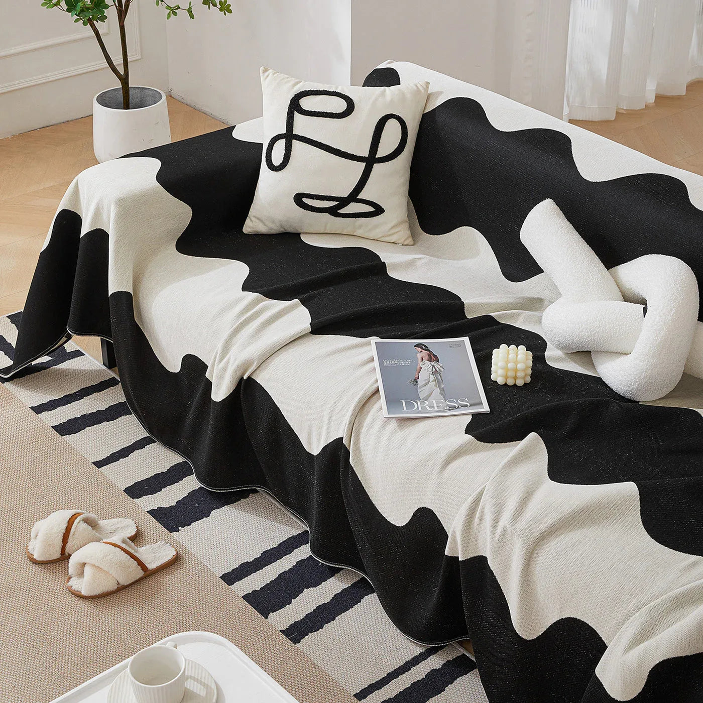 Chenille Minimalist Wavy Sofa Throw Cover, Cozy Blankets for Couch, Machine Washable Couch Protector - TaroTextile